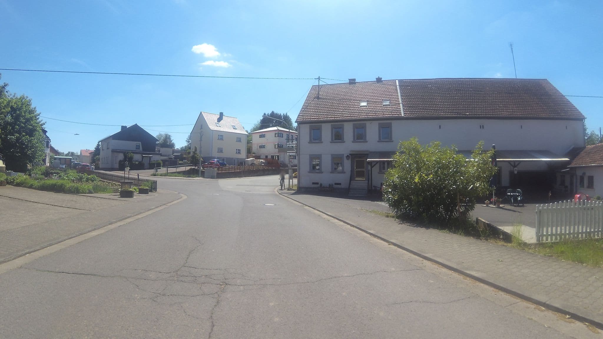 Street view near Ferienwohnung, Heusweiler — © teddy73 (CC BY-SA · Mapillary)
