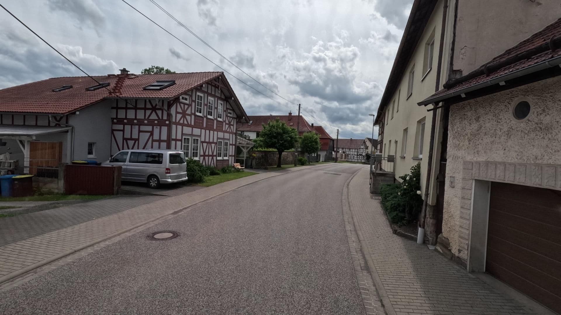 Street view near Schippel, Gleichamberg — © bct (CC BY-SA · Mapillary)