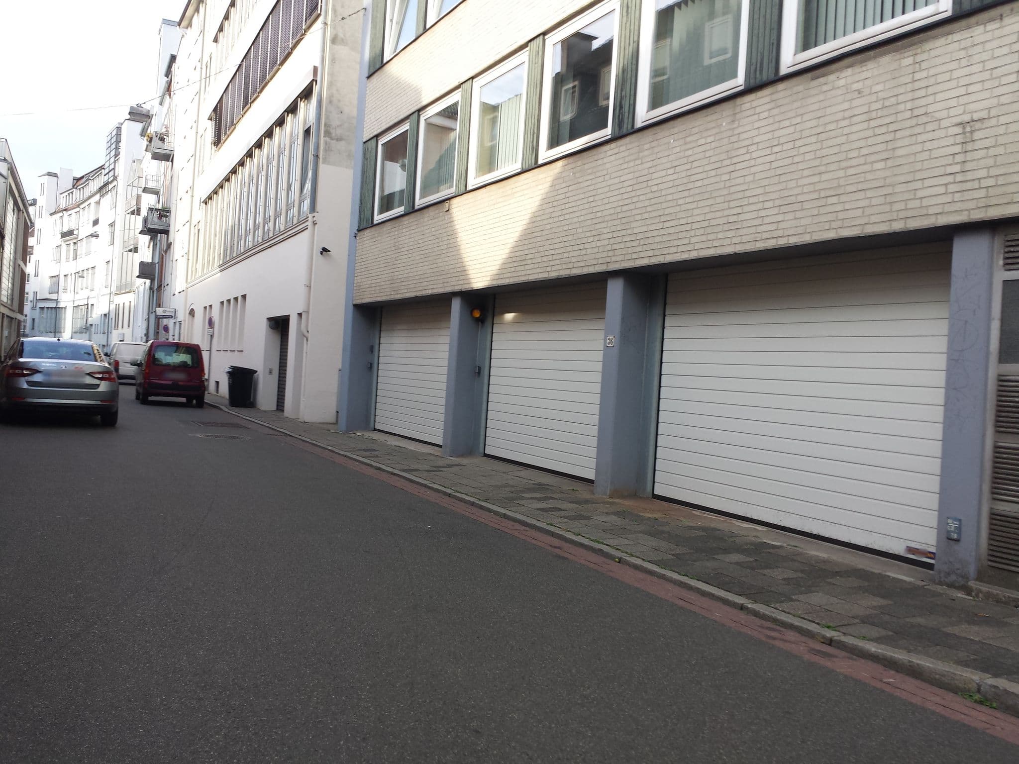 Street view near Hanseatic, Bremen — © hubert87 (CC BY-SA · Mapillary)