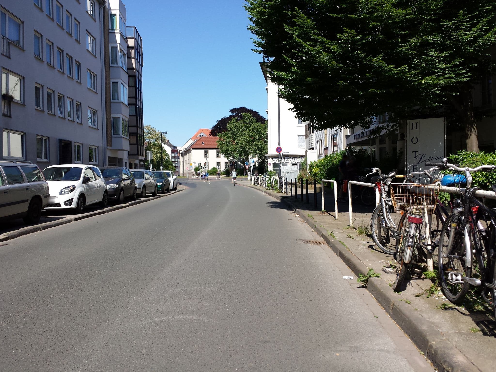 Street view near Arthotel Ana Liberty, Bremen — © hubert87 (CC BY-SA · Mapillary)