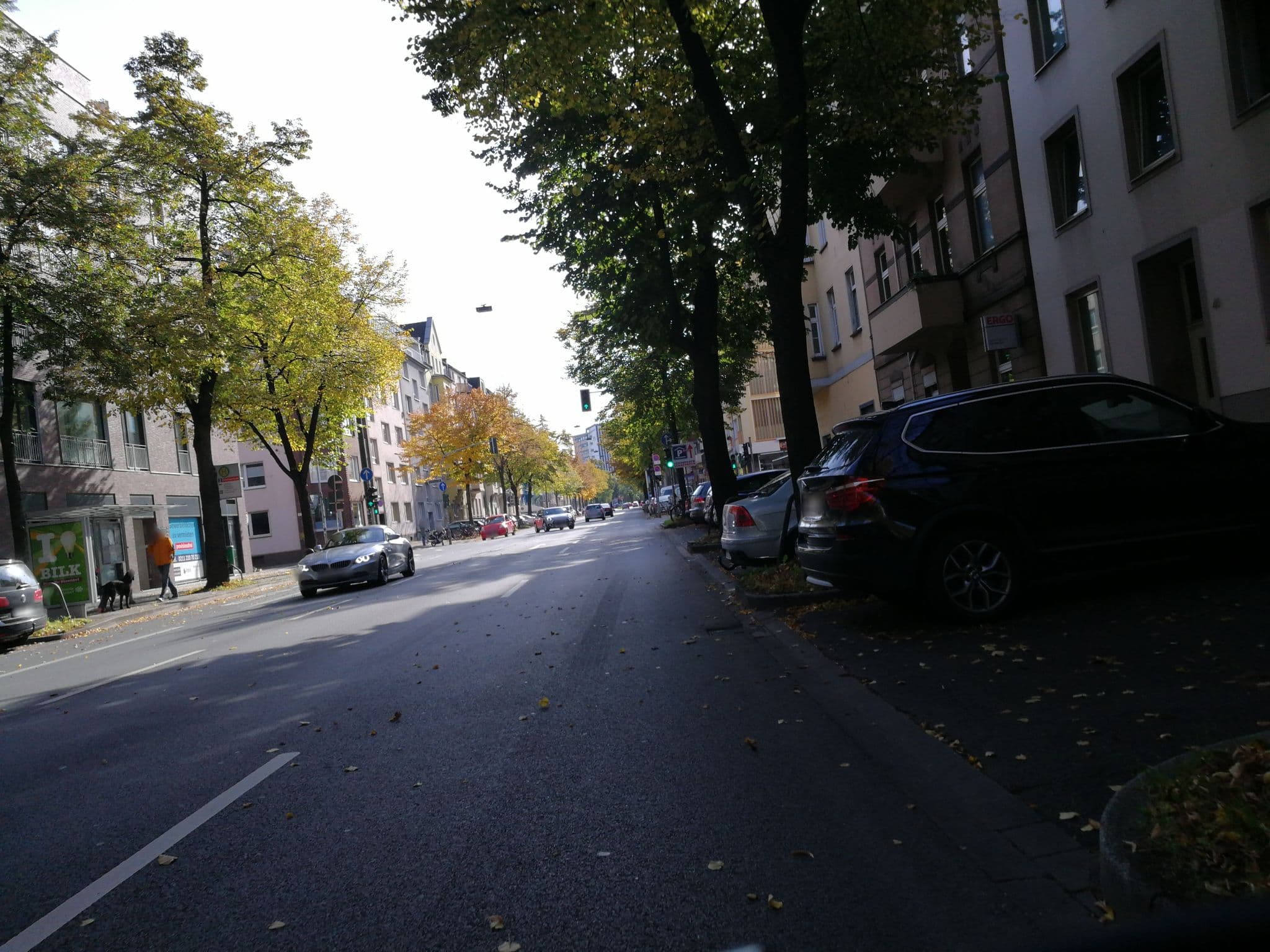 Street view near Hotel Adler, Düsseldorf — © jenz (CC BY-SA · Mapillary)