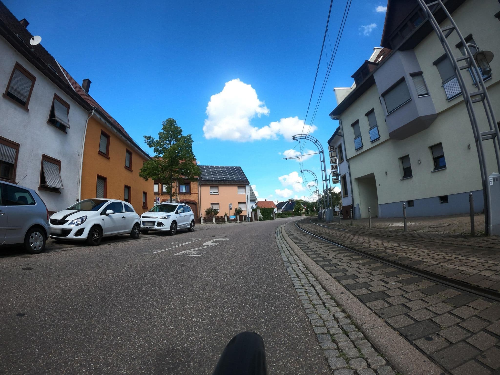 Street view near Landgasthof Blume, Eggenstein-Leopoldshafen — © plexi32 (CC BY-SA · Mapillary)