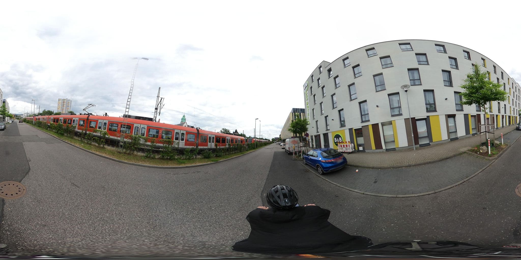 Street view near B&B Hotel Bad Homburg, Bad Homburg vor der Höhe — © Planungsgesellschaft_RV-K_MB (CC BY-SA · Mapillary)