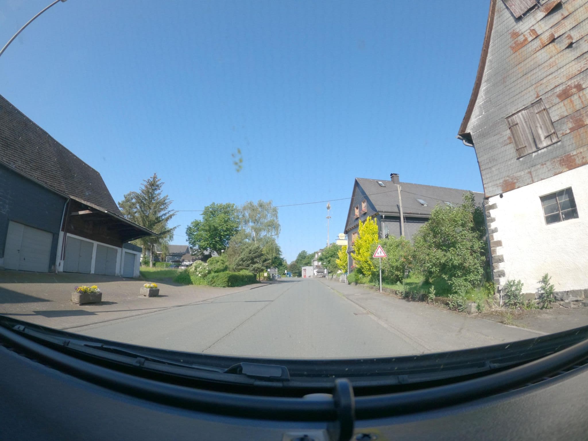 Street view near Bauernhofpension Steffes Hof, Bad Berleburg — © atze02 (CC BY-SA · Mapillary)