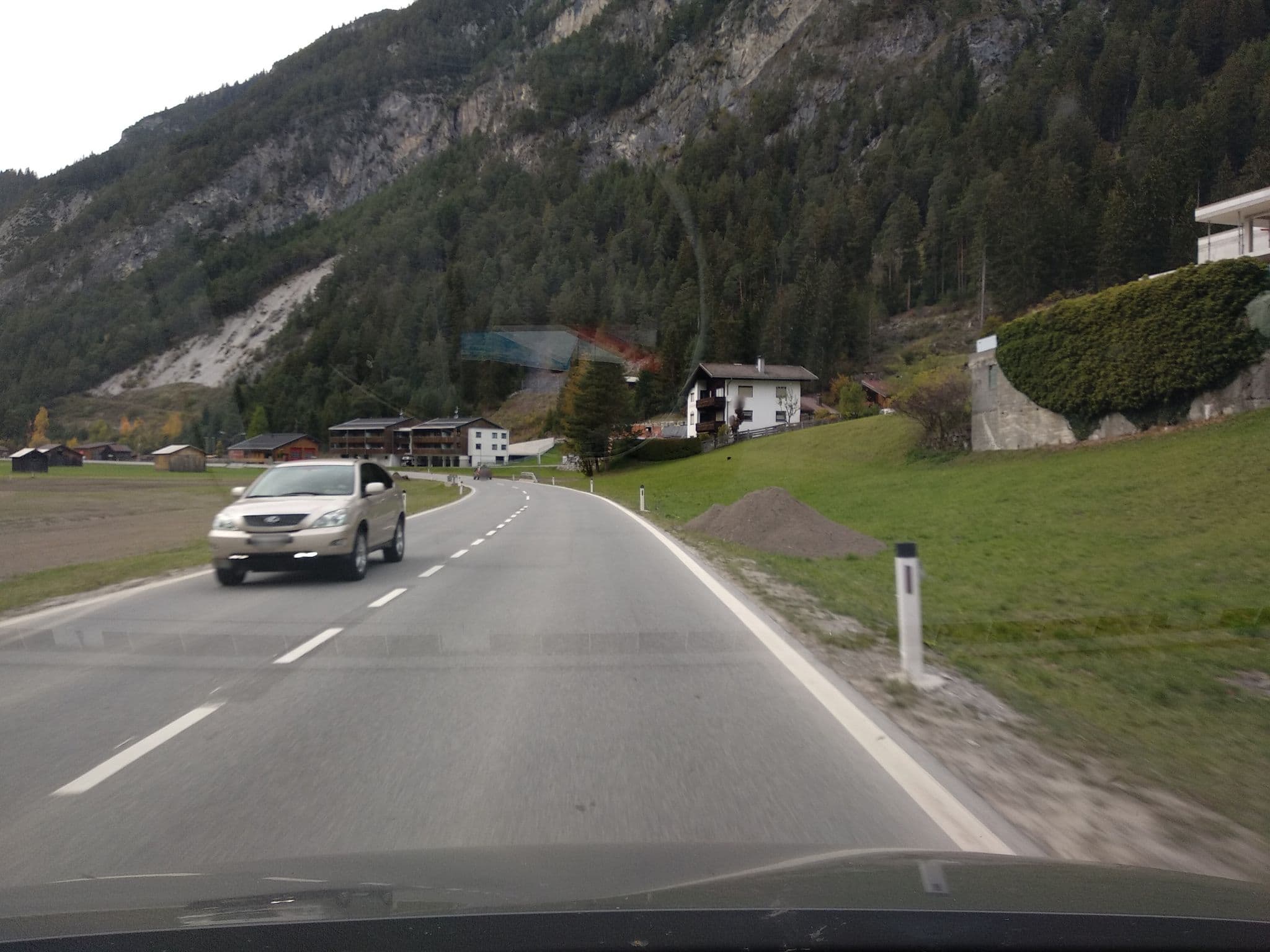 Street view near Pension Bucher, Pettneu