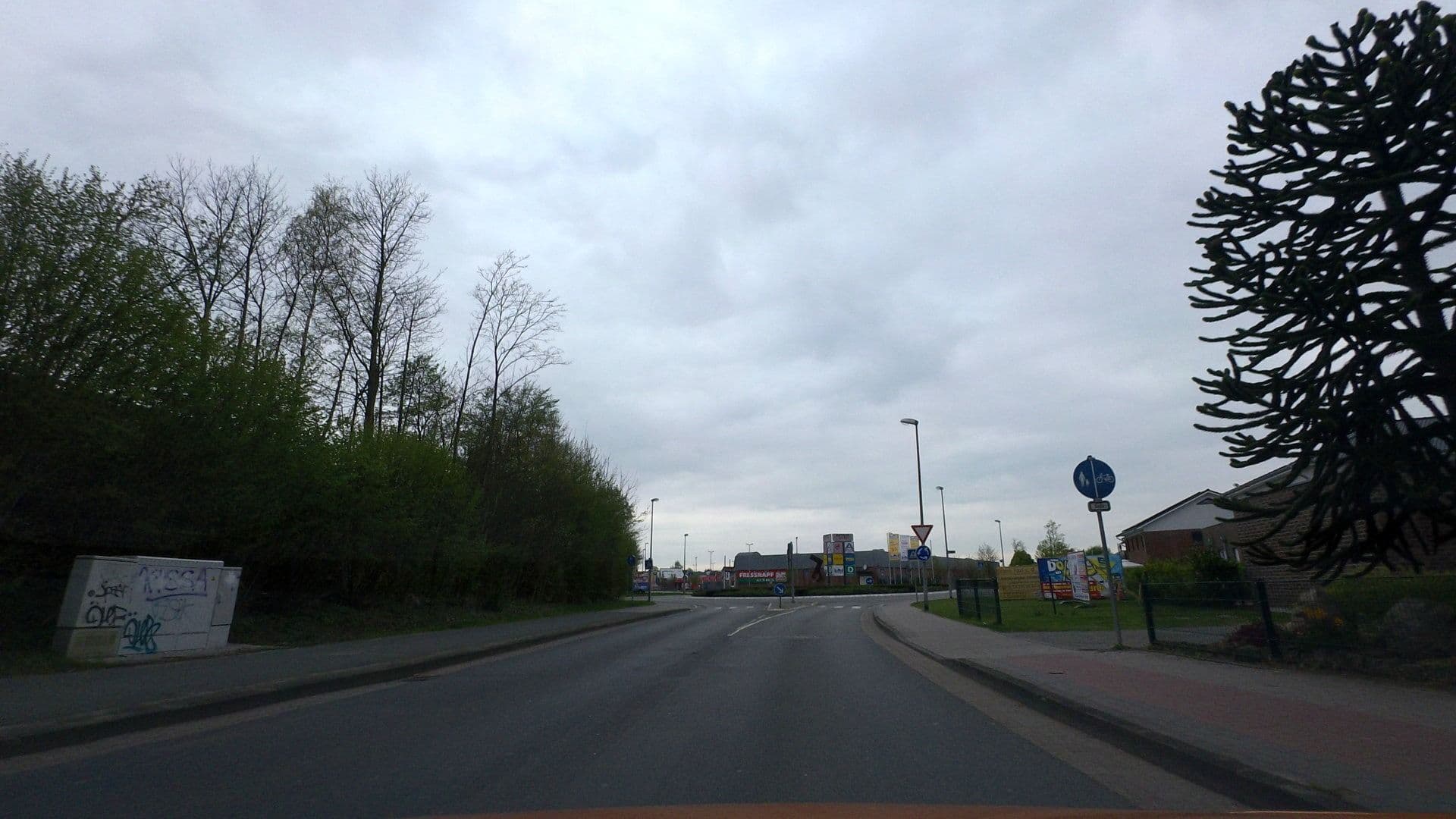 Street view near Menke, Quakenbrück — © moenk (CC BY-SA · Mapillary)
