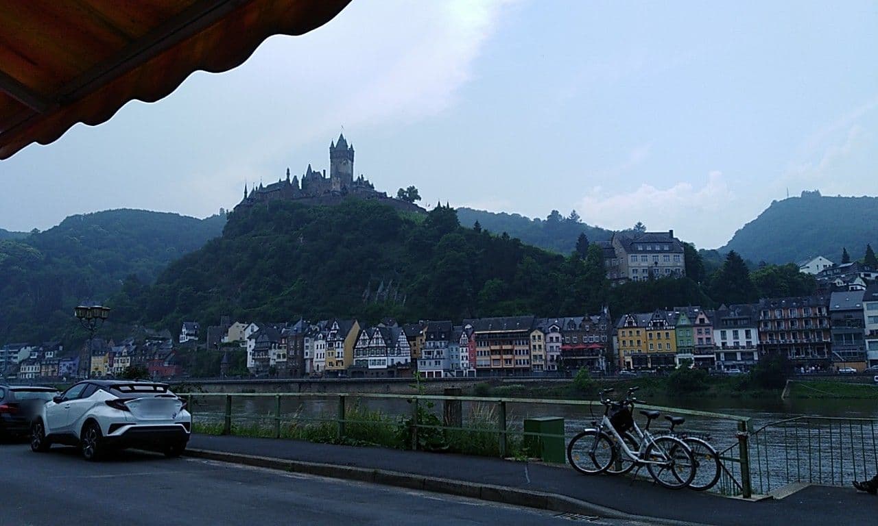 Street view near Pension Regina/Gräfenhaus, Cochem — © wantok3 (CC BY-SA · Mapillary)