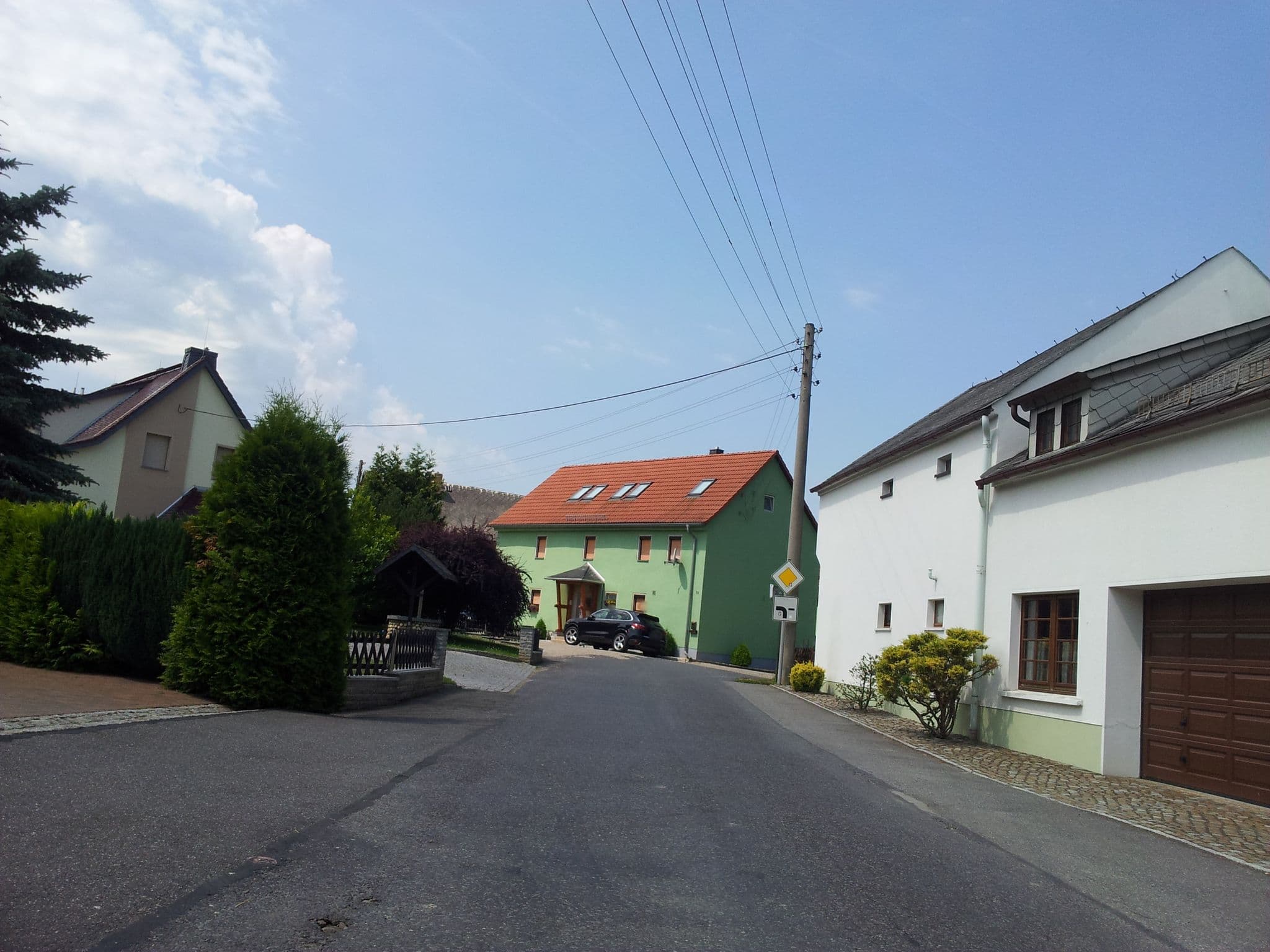 Street view near Gaststätte & Pension Jiedlitz, Panschwitz-Kuckau — © sp8962de (CC BY-SA · Mapillary)