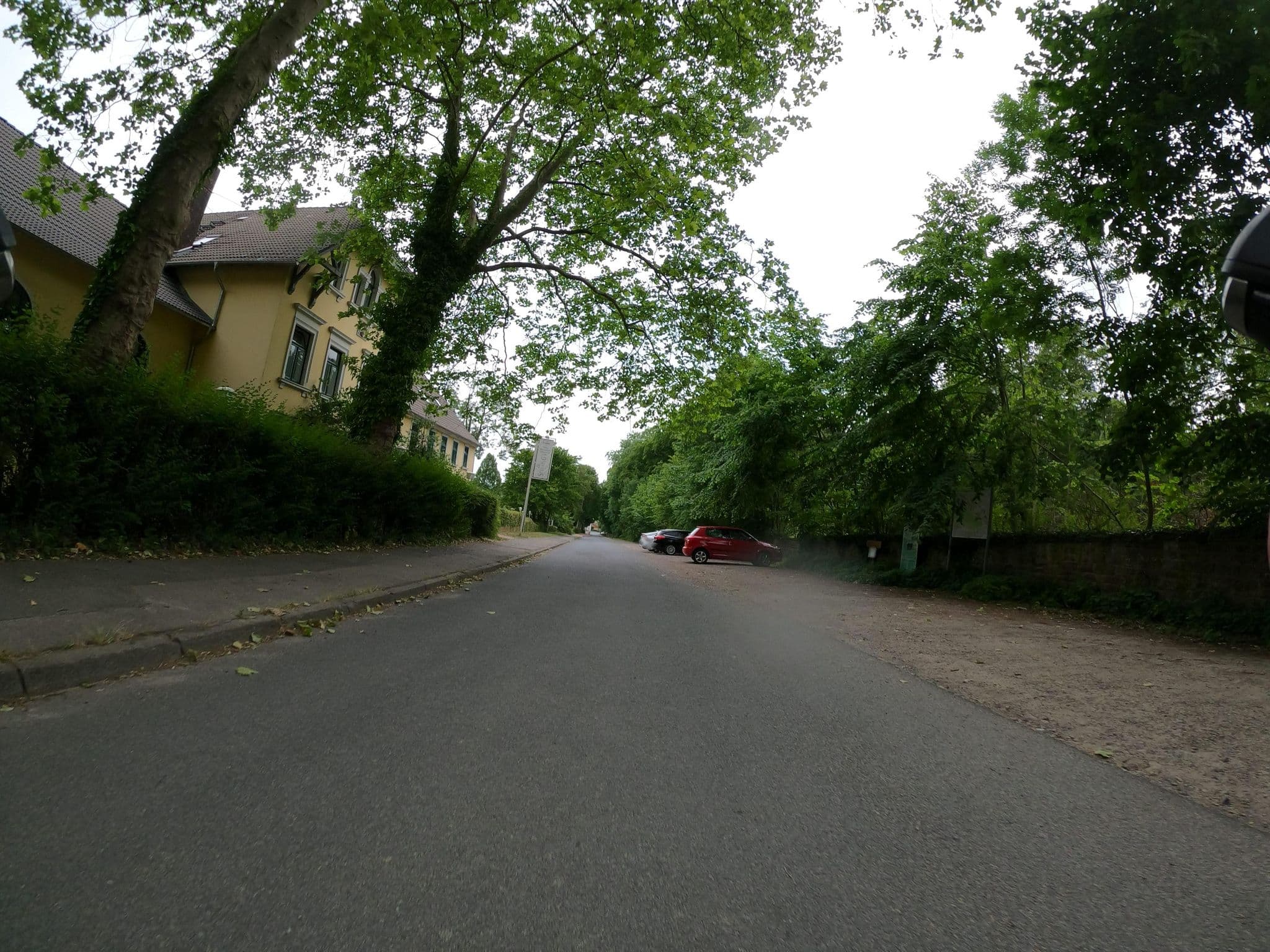 Street view near Hotel Steinkrug, Wennigsen — © Langfahrer (CC BY-SA · Mapillary)