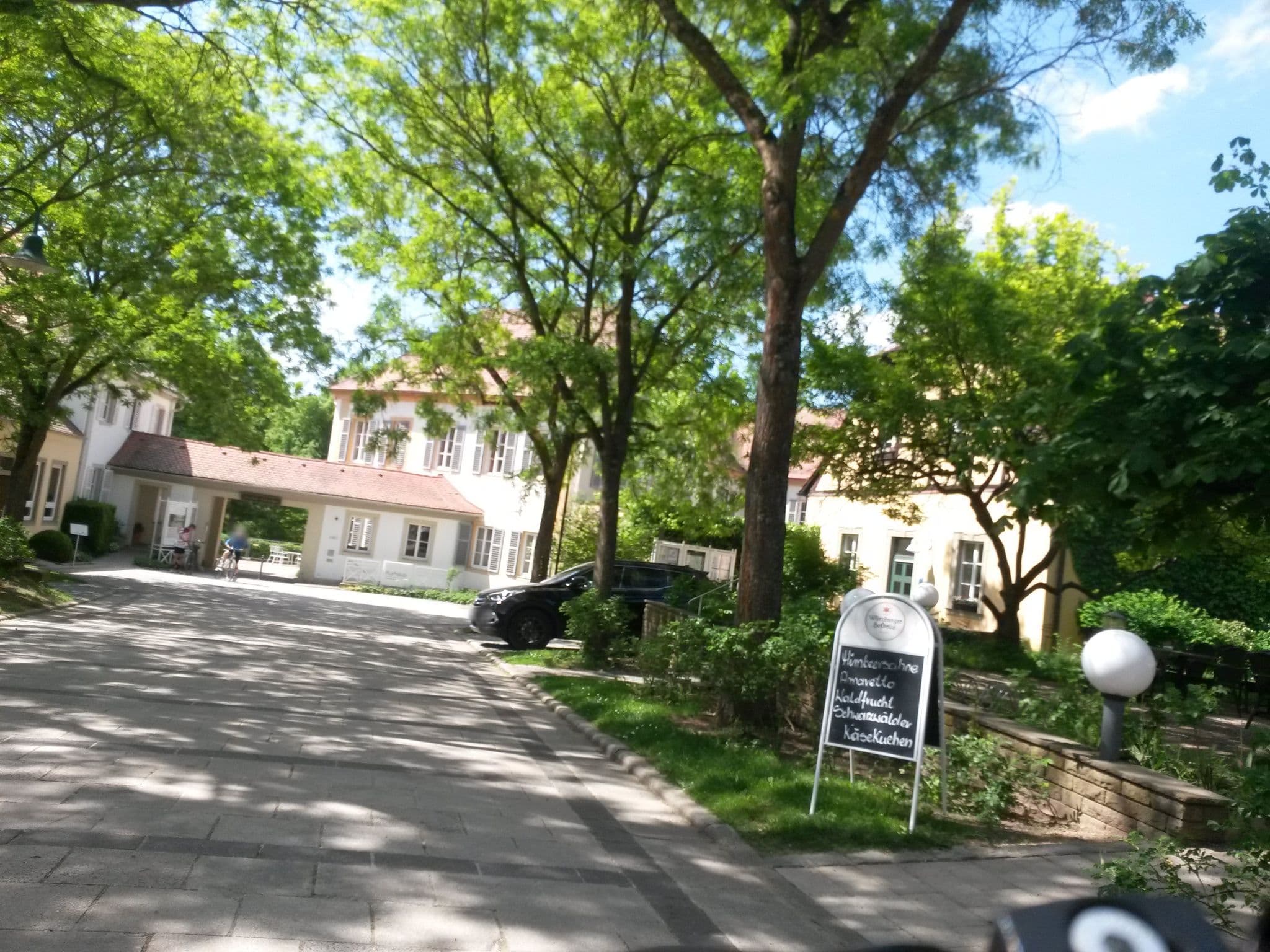 Street view near Kurhaus Hotel Bad Bocklet, Bad Bocklet — © rausk (CC BY-SA · Mapillary)