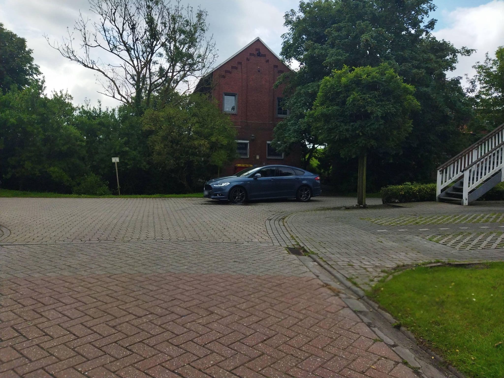 Street view near Deichkieker, Greetsiel — © changchun1 (CC BY-SA · Mapillary)
