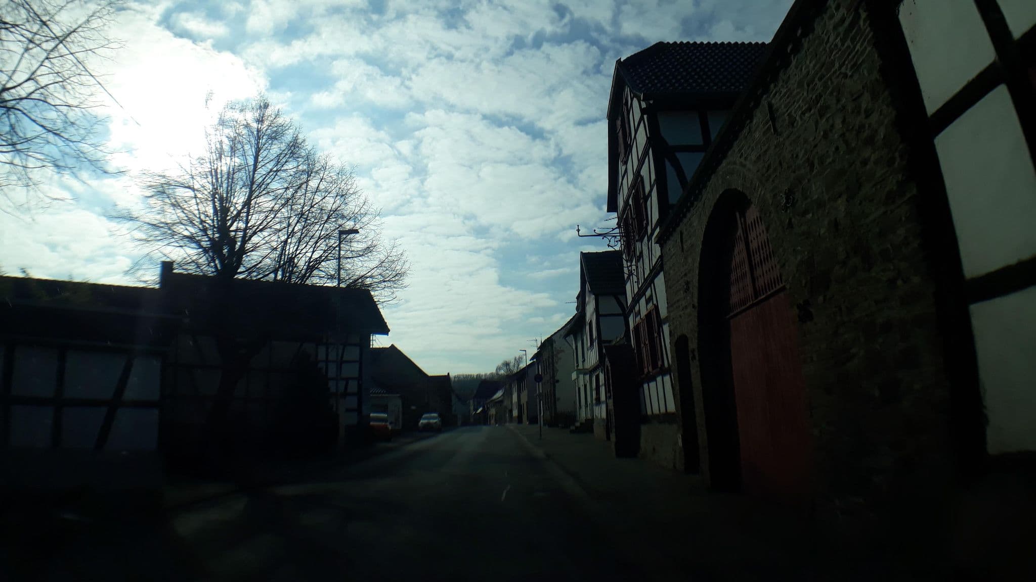 Street view near Gasthaus zur Linde Gästezimmer, Euskirchen — © tobiasreg (CC BY-SA · Mapillary)