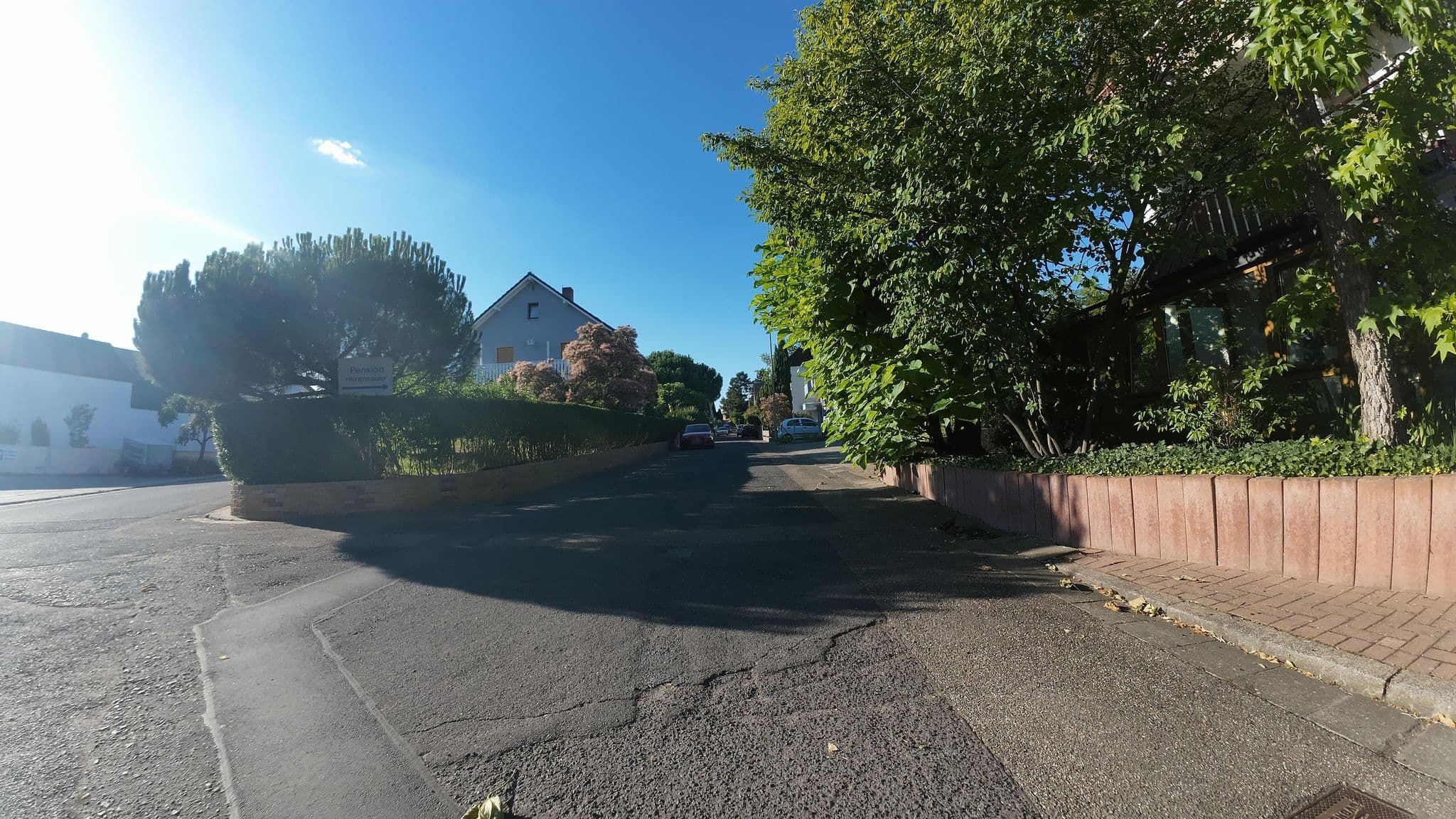 Street view near Hilzensauer Bernhard, Großkarlbach — © teddy73 (CC BY-SA · Mapillary)
