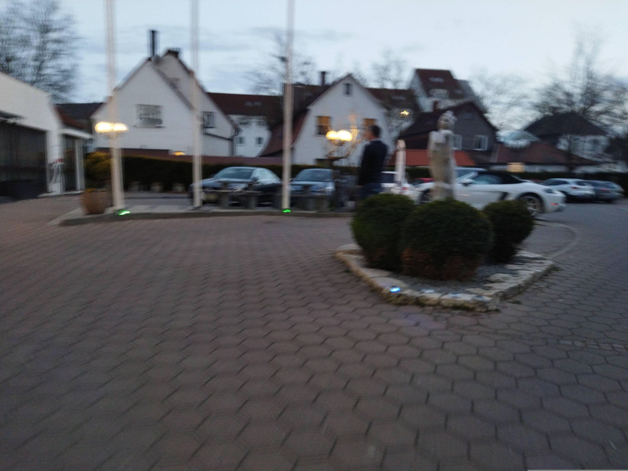 Street view near Lobinger Hotel Weisses Ross, Langenau — © changchun1 (CC BY-SA · Mapillary)