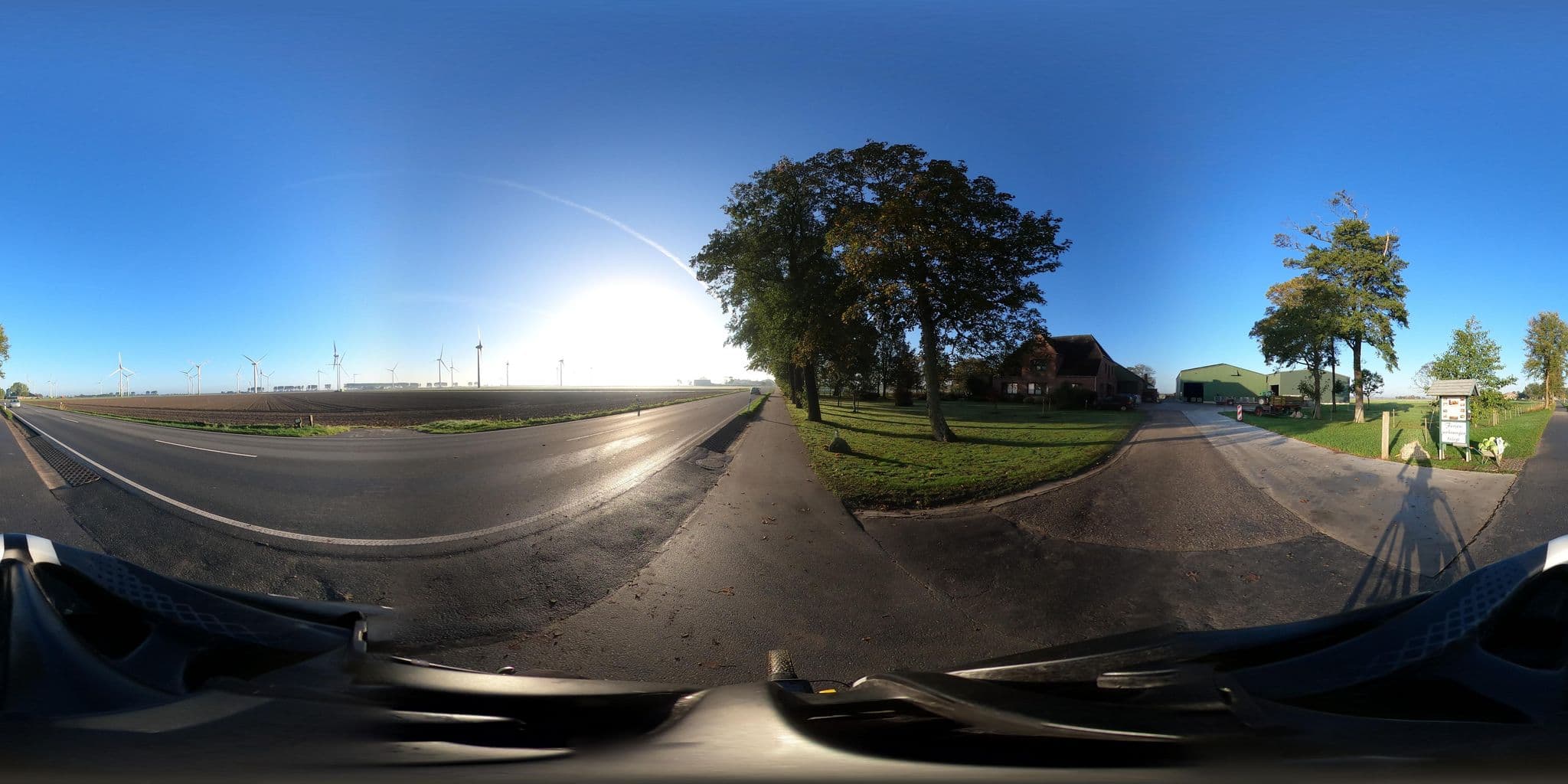 Street view near Meiburg, Friedrichskoog — © stefanhrt (CC BY-SA · Mapillary)