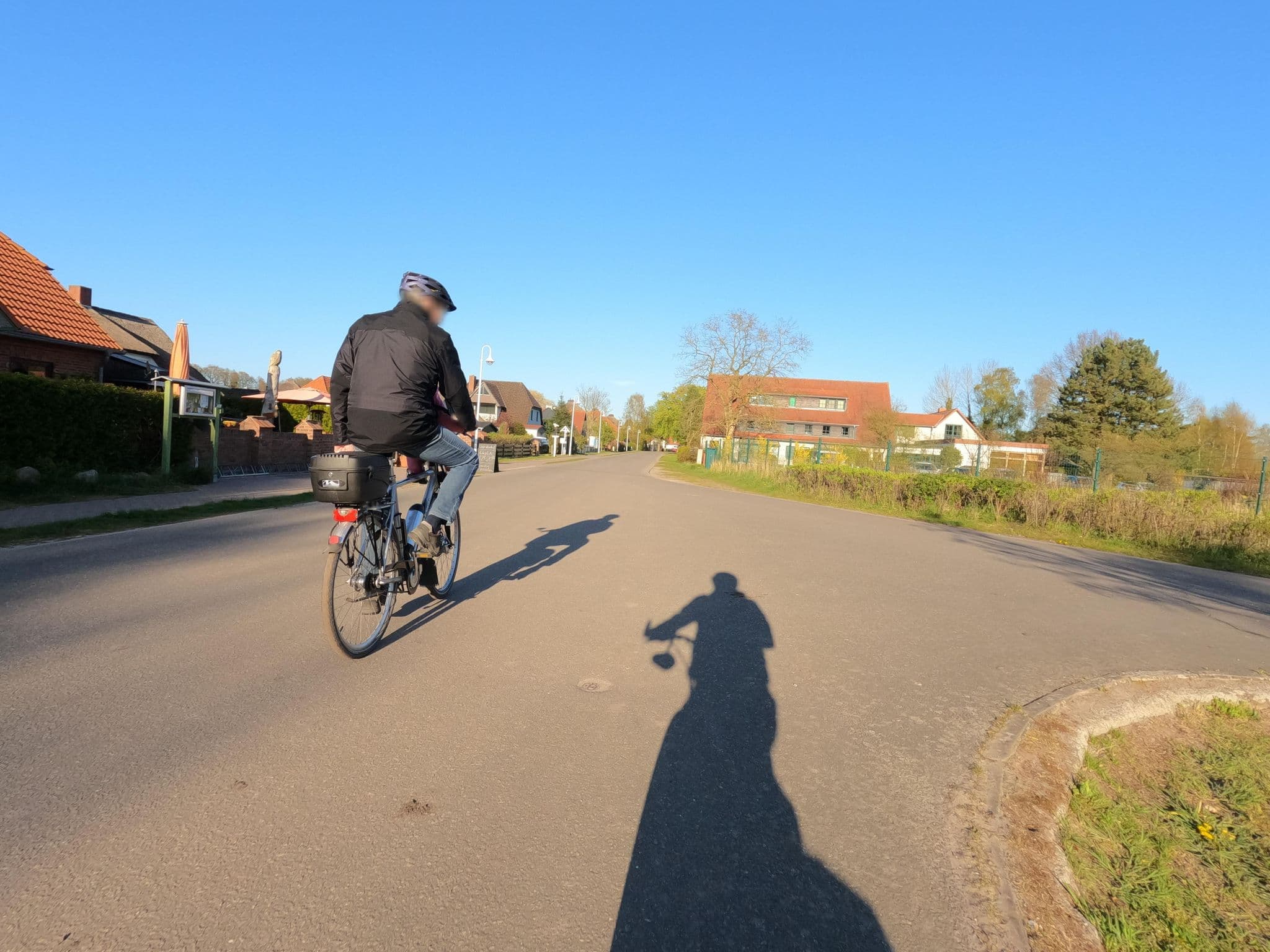 Street view near Ferienunterkünfte, Ostseebad Prerow — © hektor1989 (CC BY-SA · Mapillary)