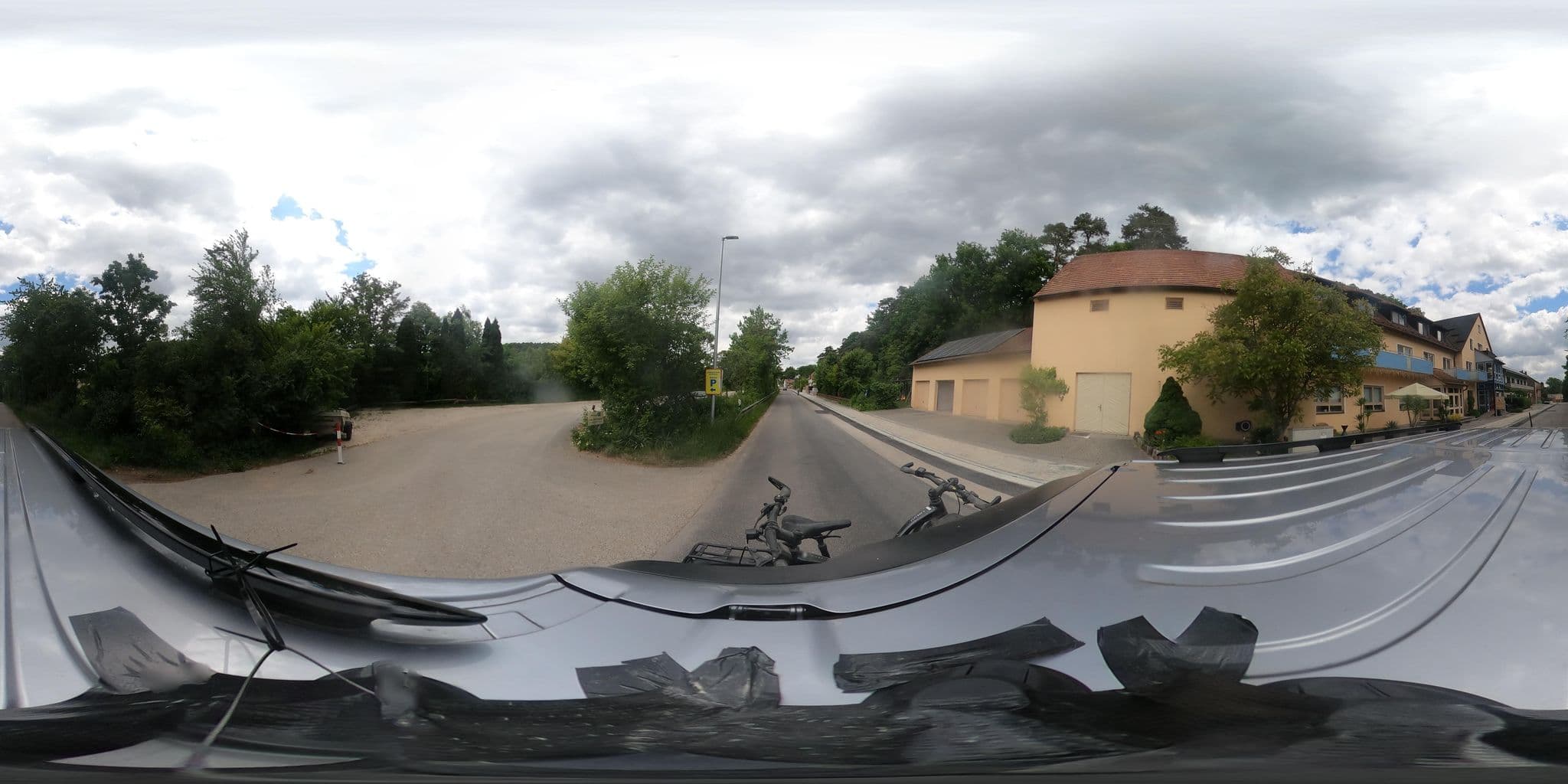 Street view near Landgasthof Schwarz, Windsbach — © Mobilitaetswerk (CC BY-SA · Mapillary)