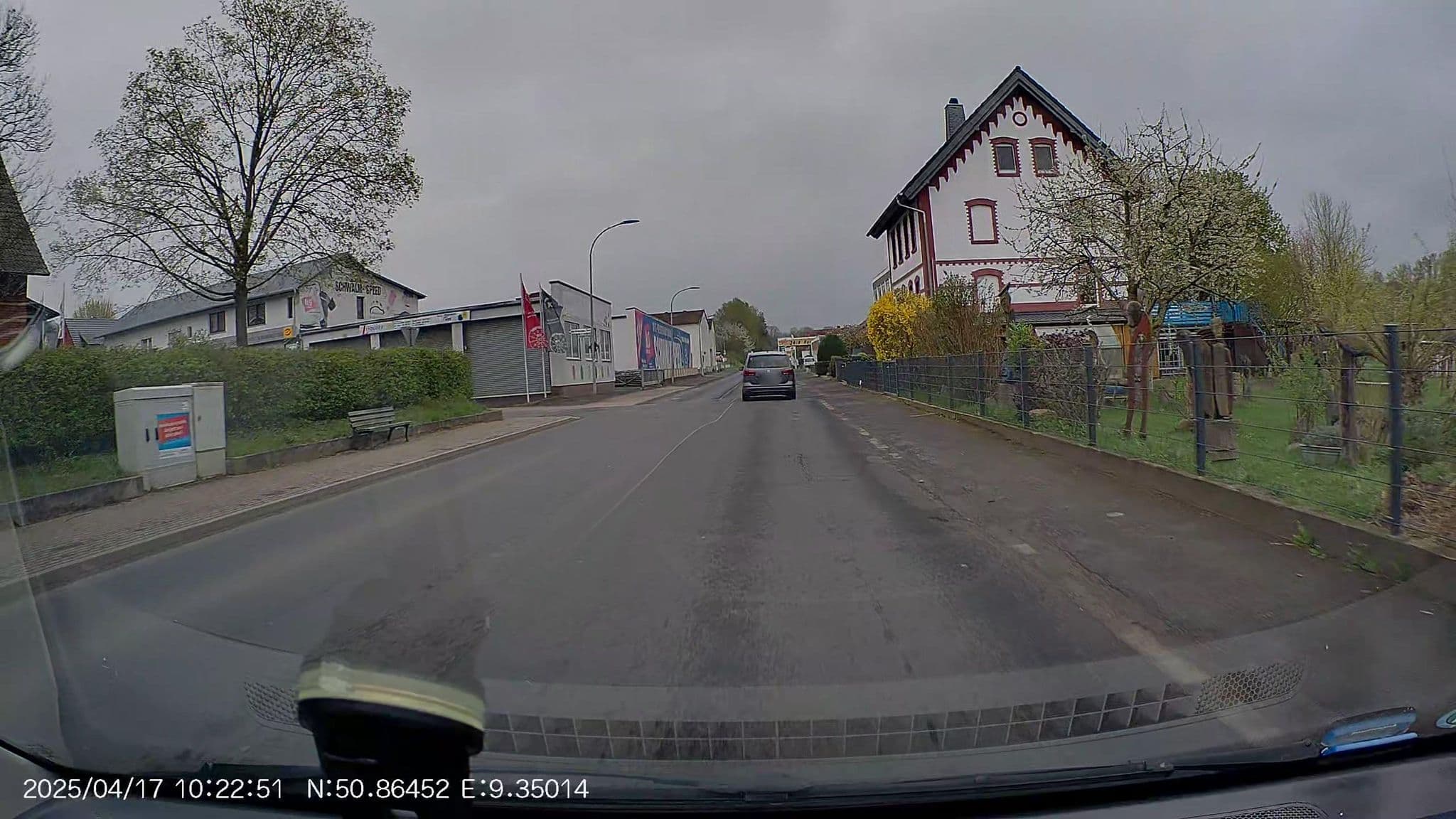 Street view near Tagungsstätte "Hexenkessel", Neukirchen — © klik (CC BY-SA · Mapillary)