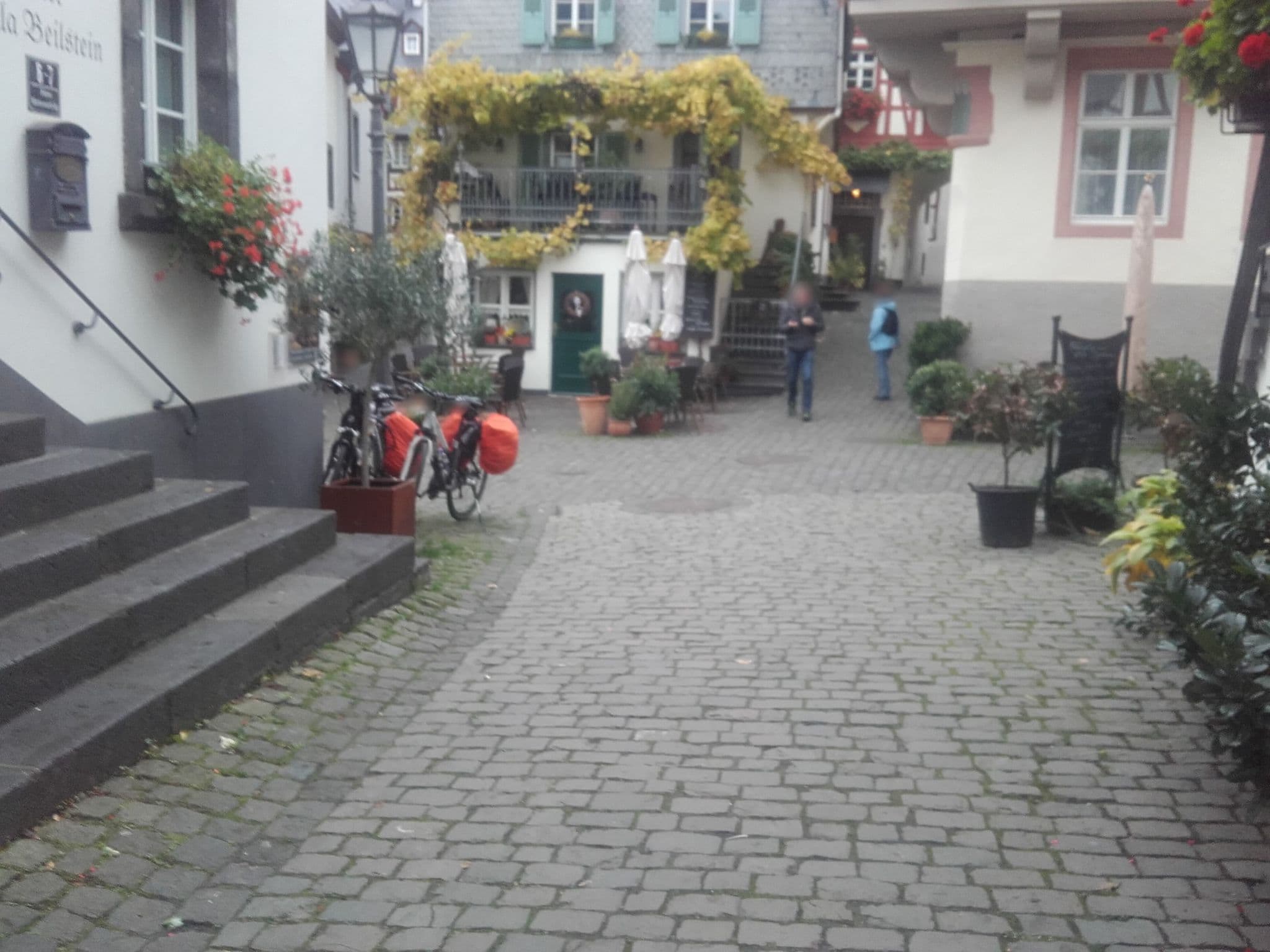 Street view near Villa Beilstein, Bruttig-Fankel