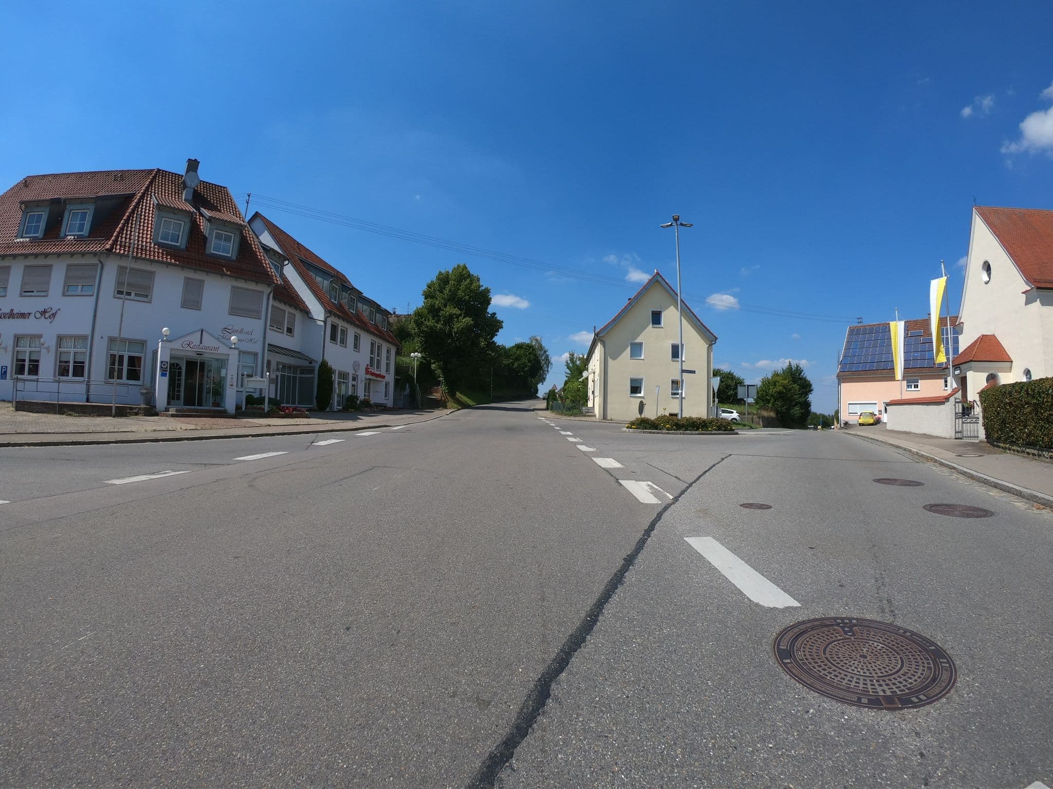 Street view near Landhotel Maselheimer Hof, Maselheim — © tst (CC BY-SA · Mapillary)