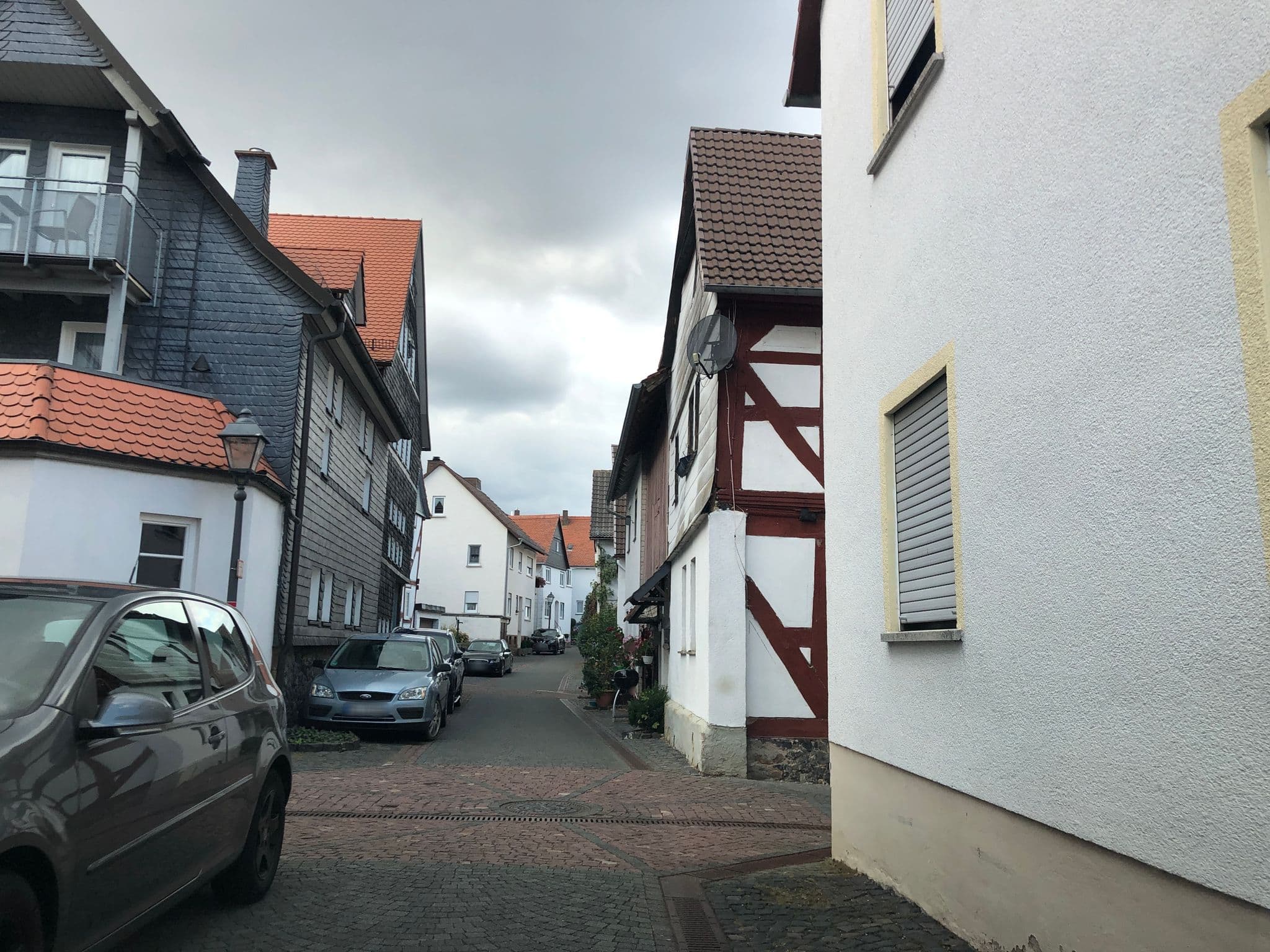 Street view near Dombäcker, Amöneburg — © chuck (CC BY-SA · Mapillary)