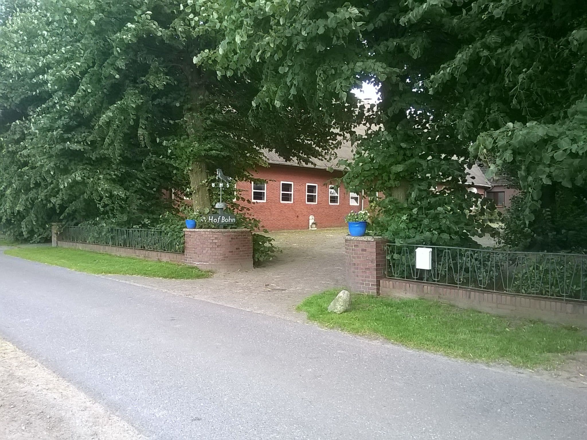 Street view near Nordsee-Reiterferien, Loxstedt — © dasmartphone (CC BY-SA · Mapillary)