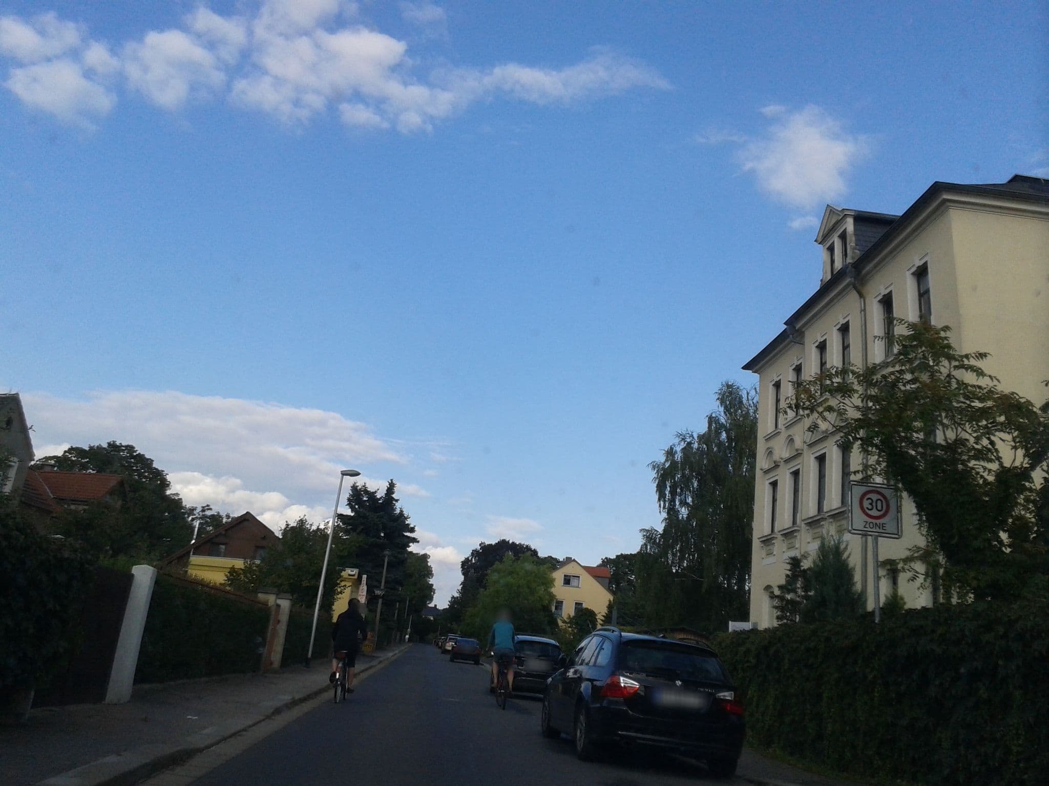 Street view near Zimmervermietung Freudenthal, Radebeul — © thomas (CC BY-SA · Mapillary)