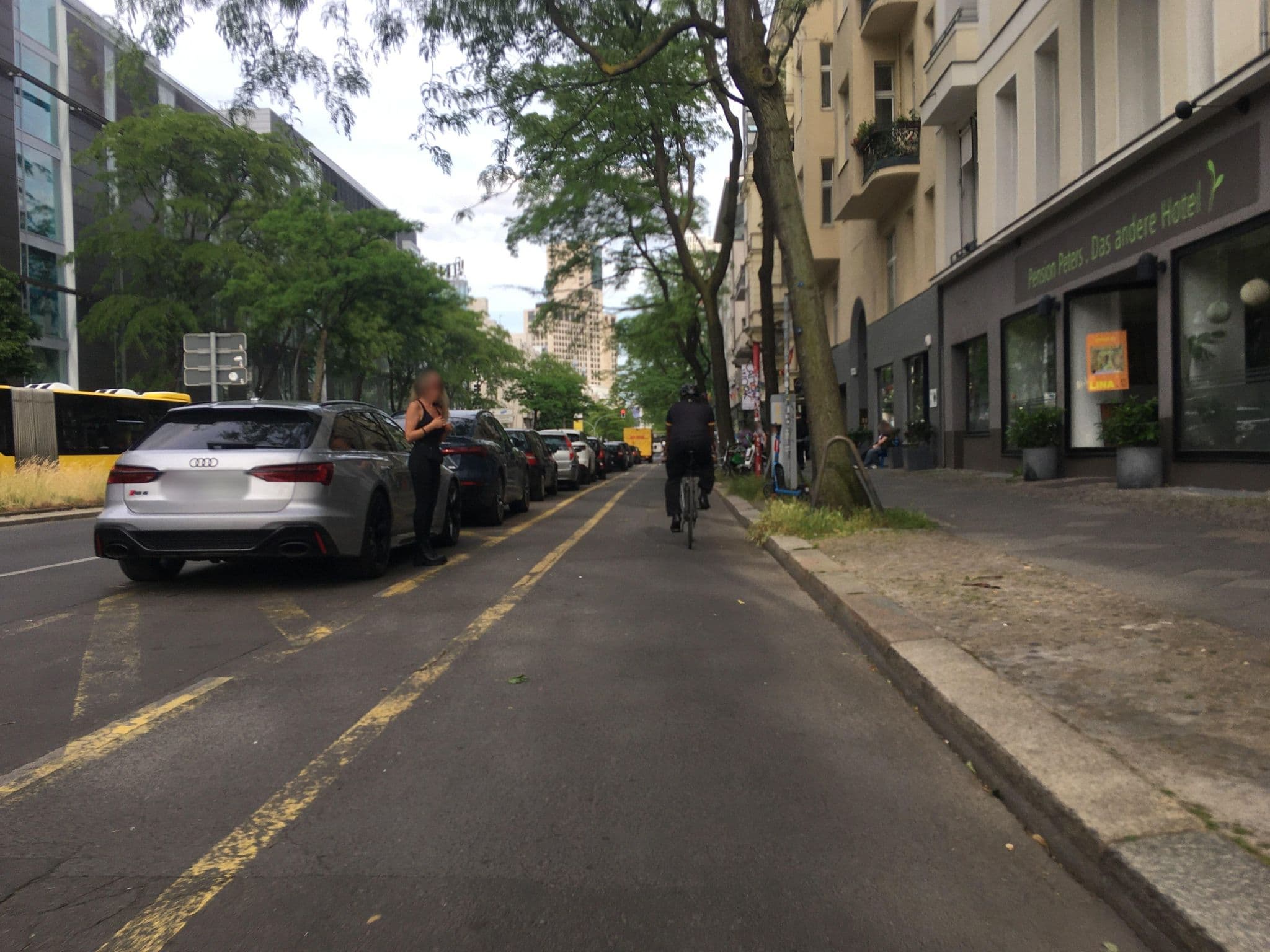 Street view near Pension Peters, Schöneberg — © carlheinz (CC BY-SA · Mapillary)