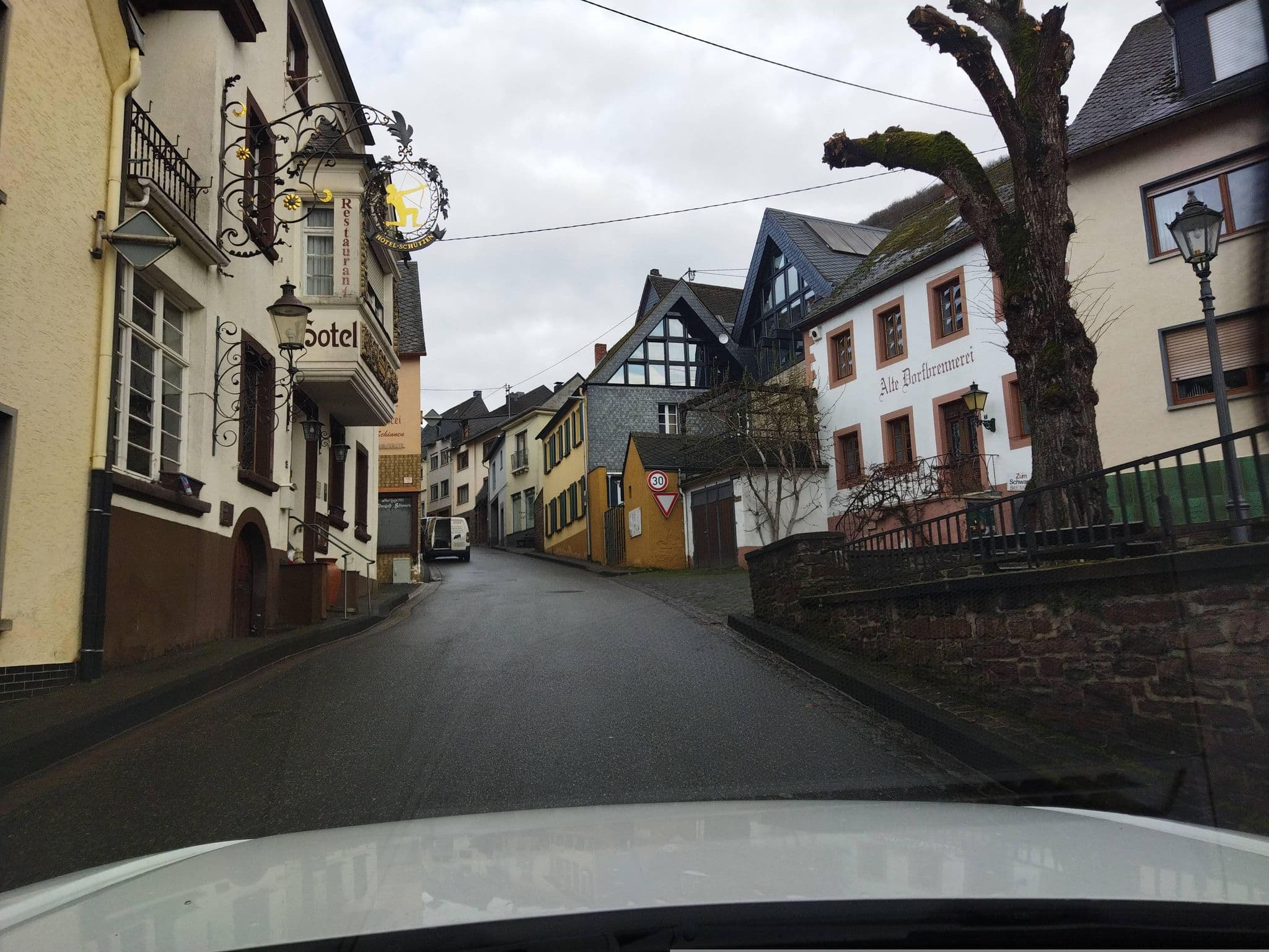 Street view near Weingut Brennerei Loescher Erben, Bruttig-Fankel