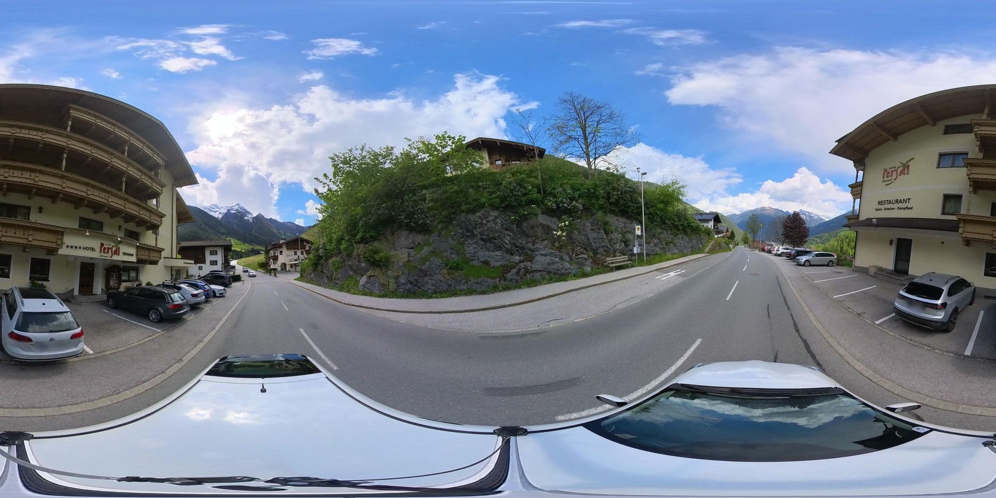 Street view near Hotel Persal, Finkenberg — © osmplus_org (CC BY-SA · Mapillary)