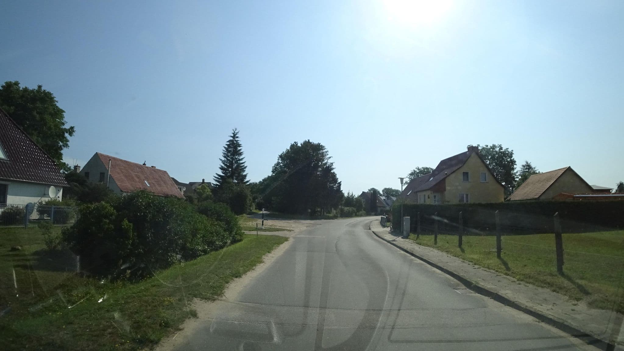 Street view near Ferienhof Vierow, Wusterhusen — © flohoff (CC BY-SA · Mapillary)