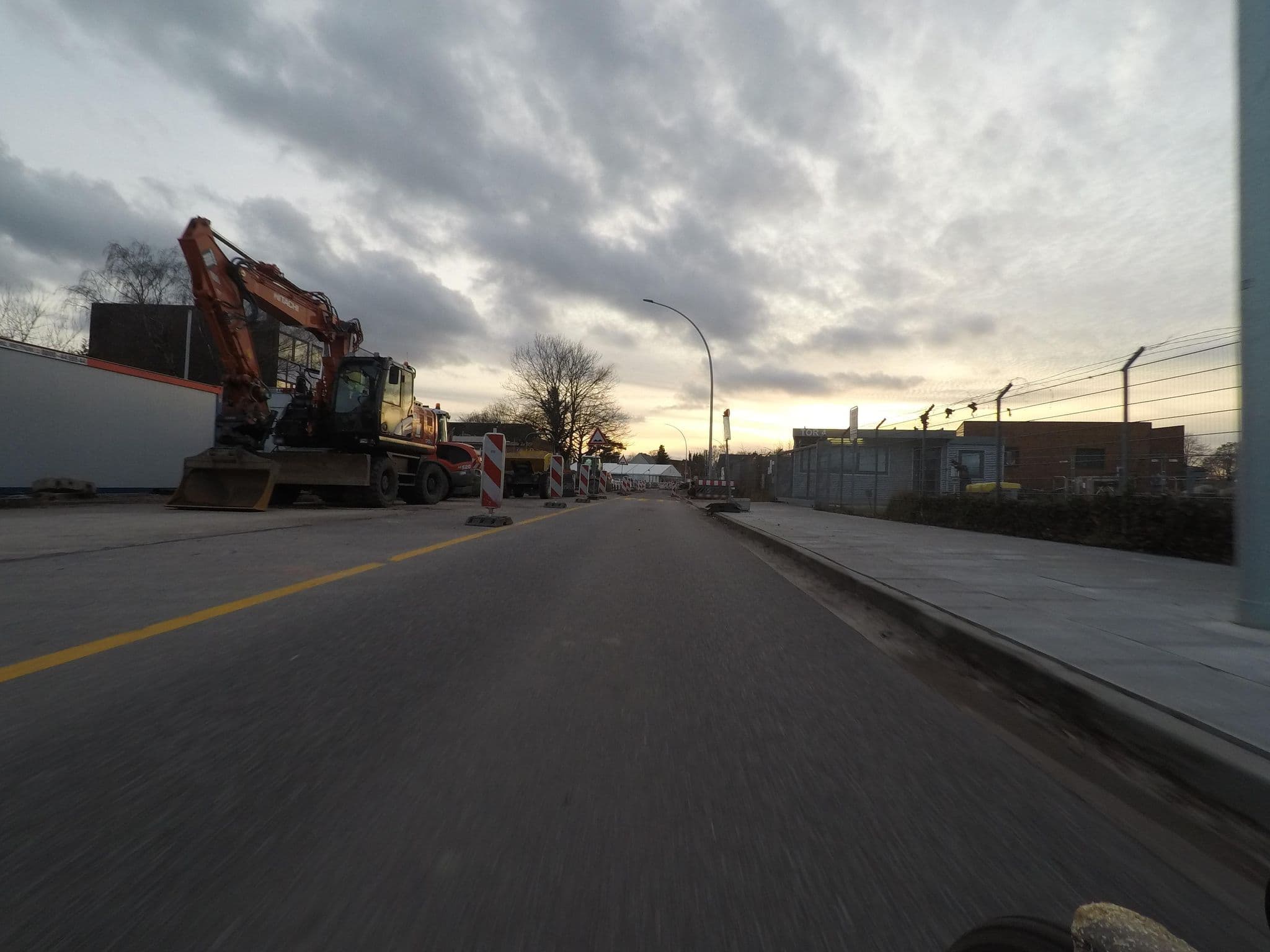 Street view near Hotel Lore, Steilshoop — © mjay (CC BY-SA · Mapillary)