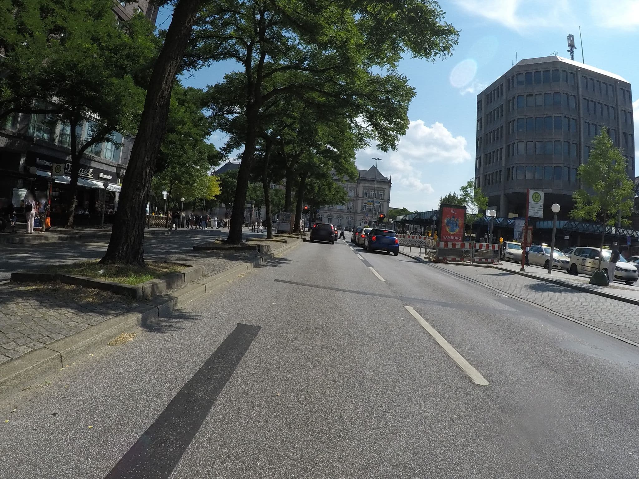 Street view near Boutique 056 Hamburg Central, St. Georg — © veloroute_hamburg (CC BY-SA · Mapillary)