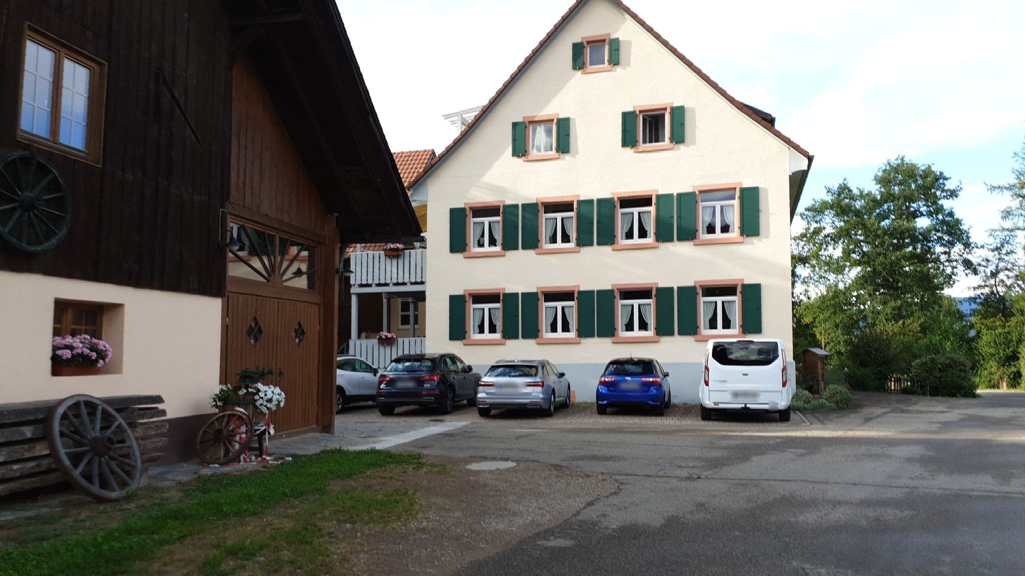 Street view near Steiertbartlehof, Oberried — © jochenb (CC BY-SA · Mapillary)