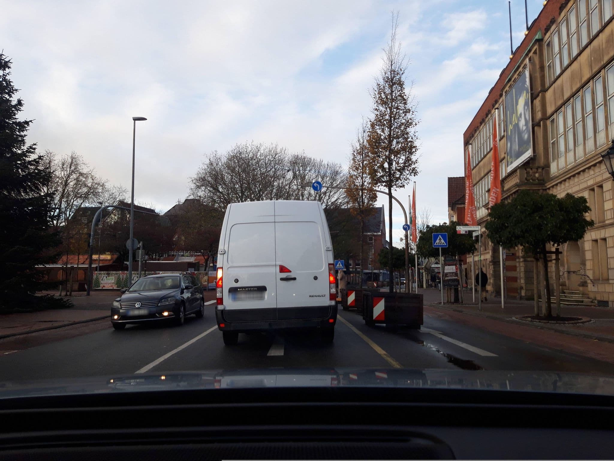 Street view near Goldener Adler, Emden — © cAble_Guy (CC BY-SA · Mapillary)