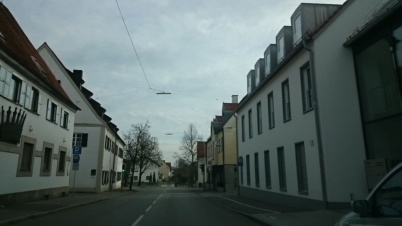 Street view near Hotel und Gasthof Krone, Zusmarshausen — © msdess (CC BY-SA · Mapillary)