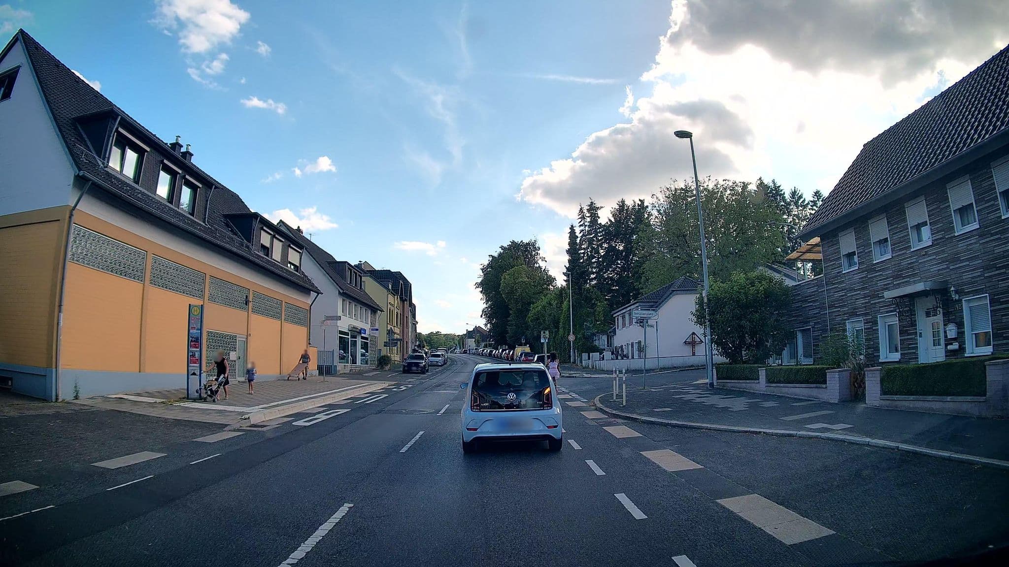 Street view near Ferienhaus Dall-Wilhelms, Brühl — © kalcaaro (CC BY-SA · Mapillary)