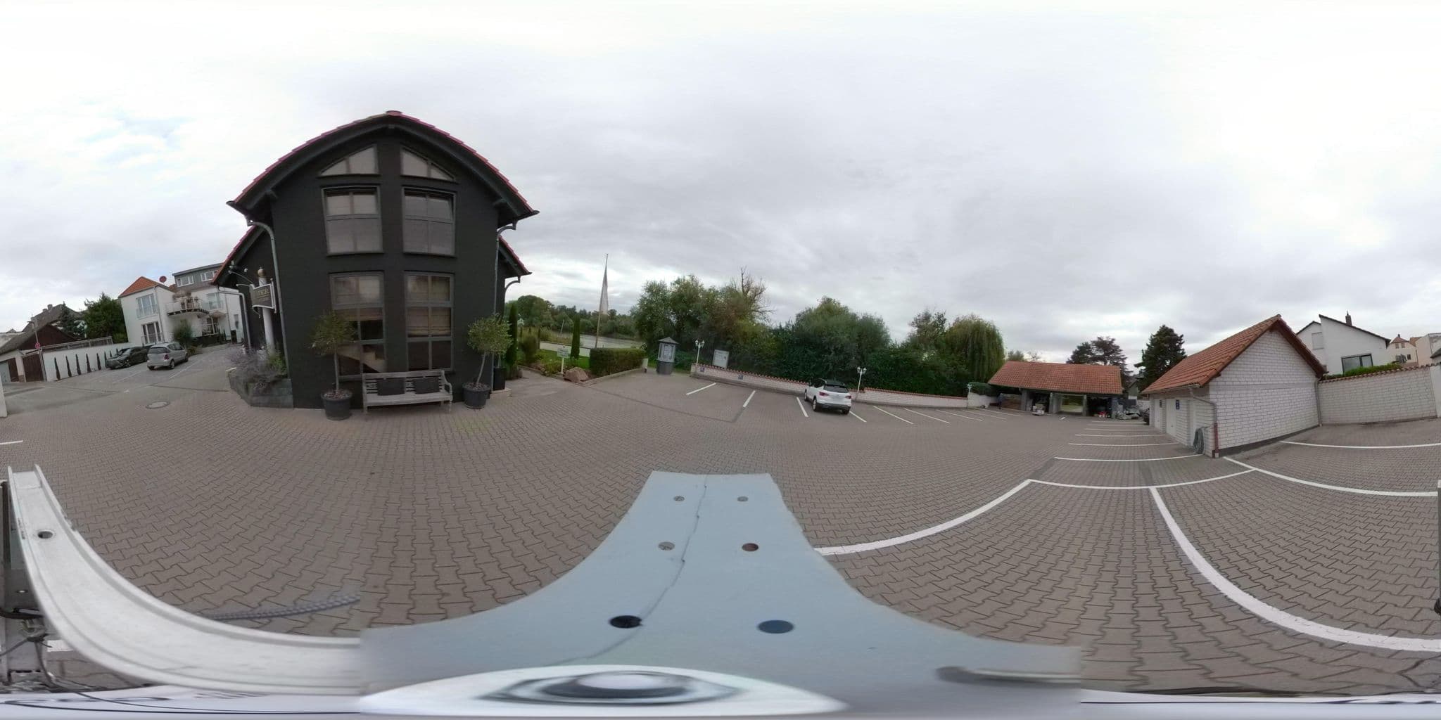 Street view near Seehotel Bader, Bobenheim-Roxheim — © wegavision (CC BY-SA · Mapillary)