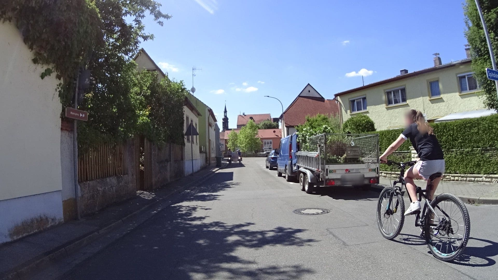 Street view near Privatunterkunft Wittmann, Gunzenhausen — © ramap (CC BY-SA · Mapillary)