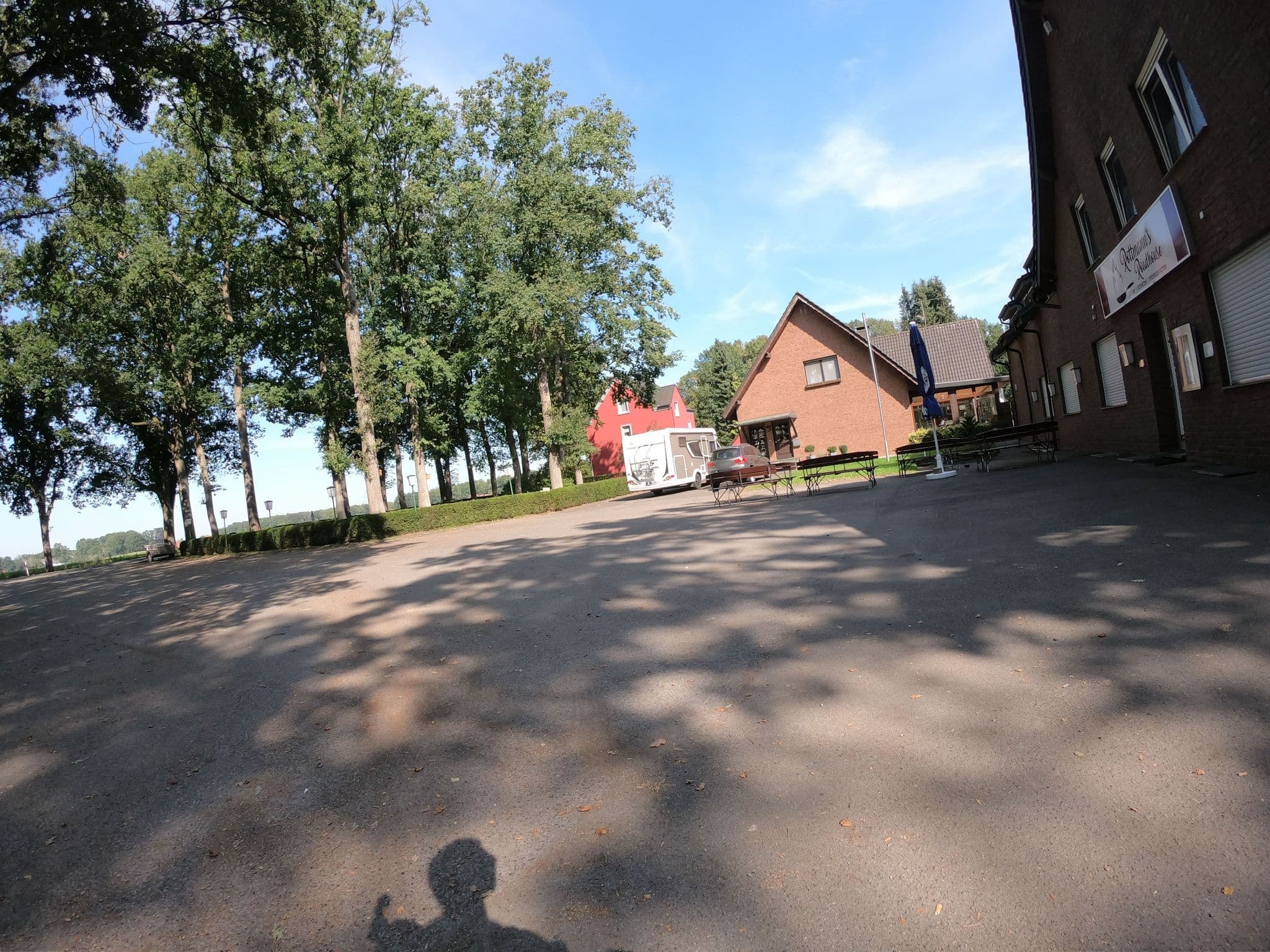 Street view near Gästehaus Alfes, Rhade — © geogladbecker (CC BY-SA · Mapillary)