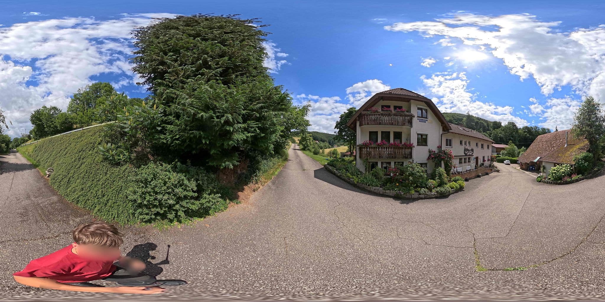 Street view near Pension Schneider, Emmendingen — © karthoo (CC BY-SA · Mapillary)