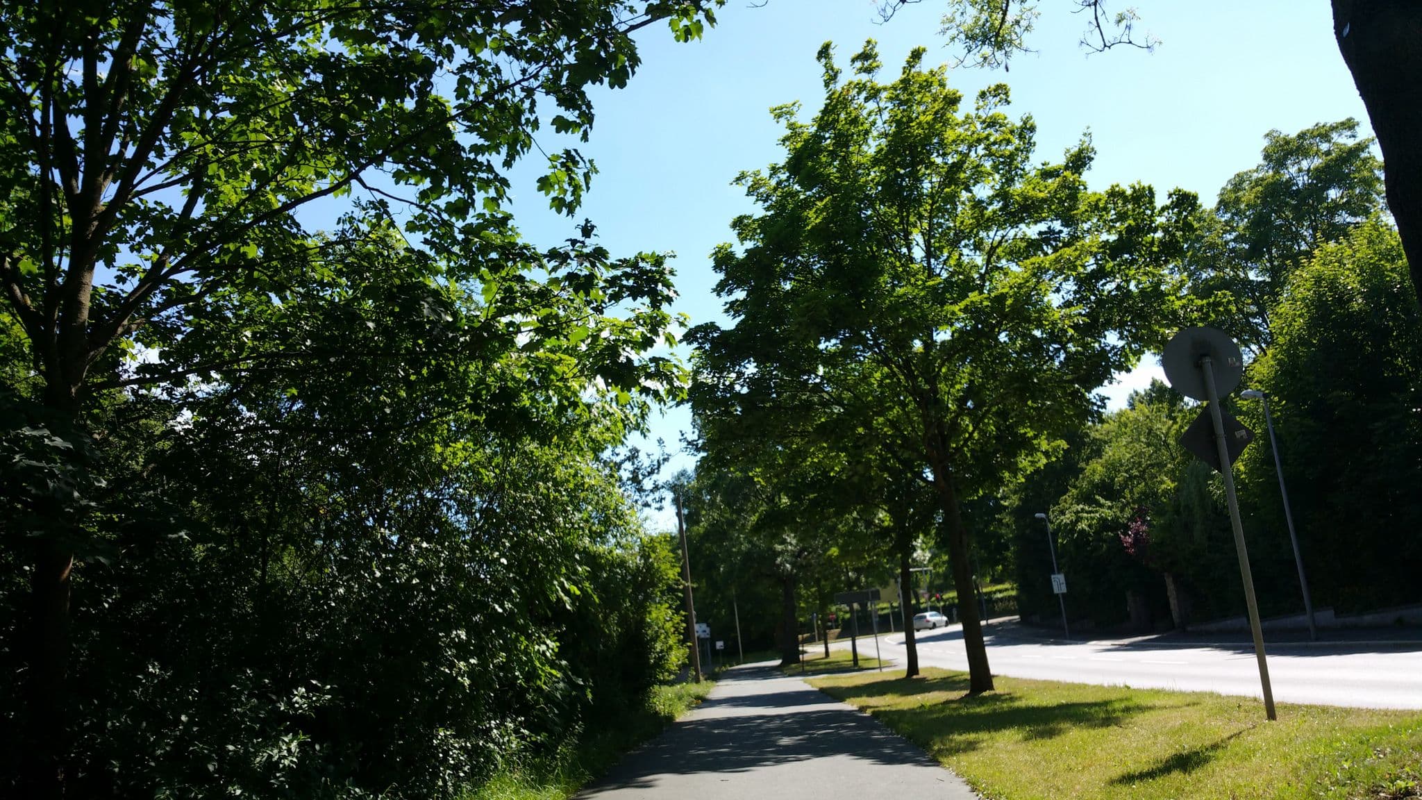 Street view near Wohnmobilstellplatz am Cleanpark, Hof — © b4sti4n (CC BY-SA · Mapillary)