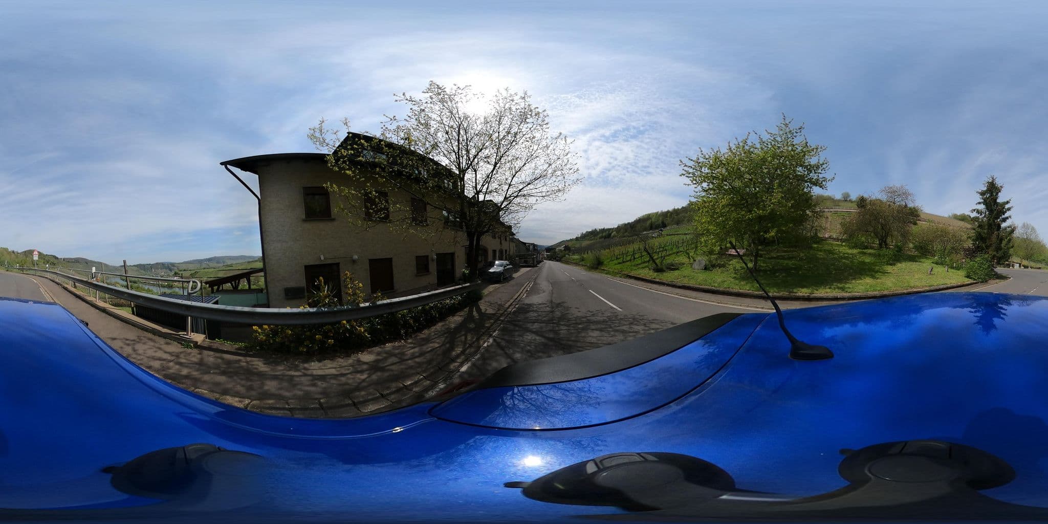Street view near Ferienweingut Simon, Reil — © Mobilitaetswerk (CC BY-SA · Mapillary)