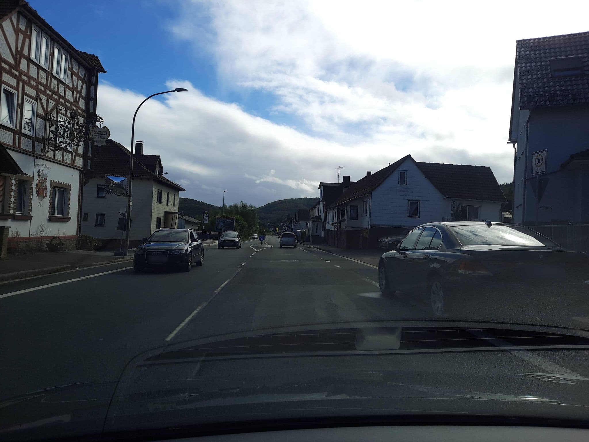 Street view near Petersburg, Gladenbach — © Lowiekse (CC BY-SA · Mapillary)