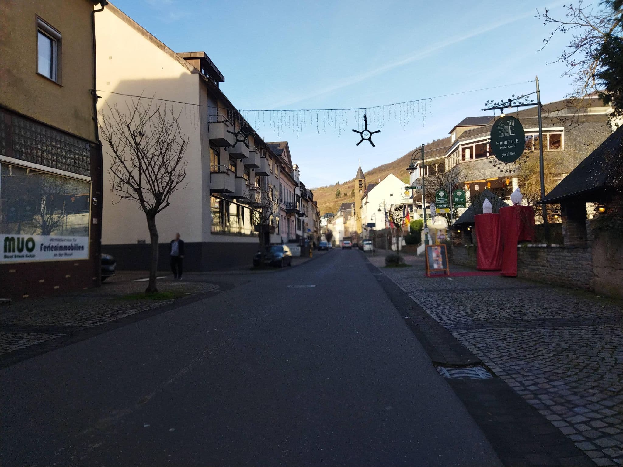 Street view near Gästehaus Christoph Münster, Briedel — © changchun1 (CC BY-SA · Mapillary)