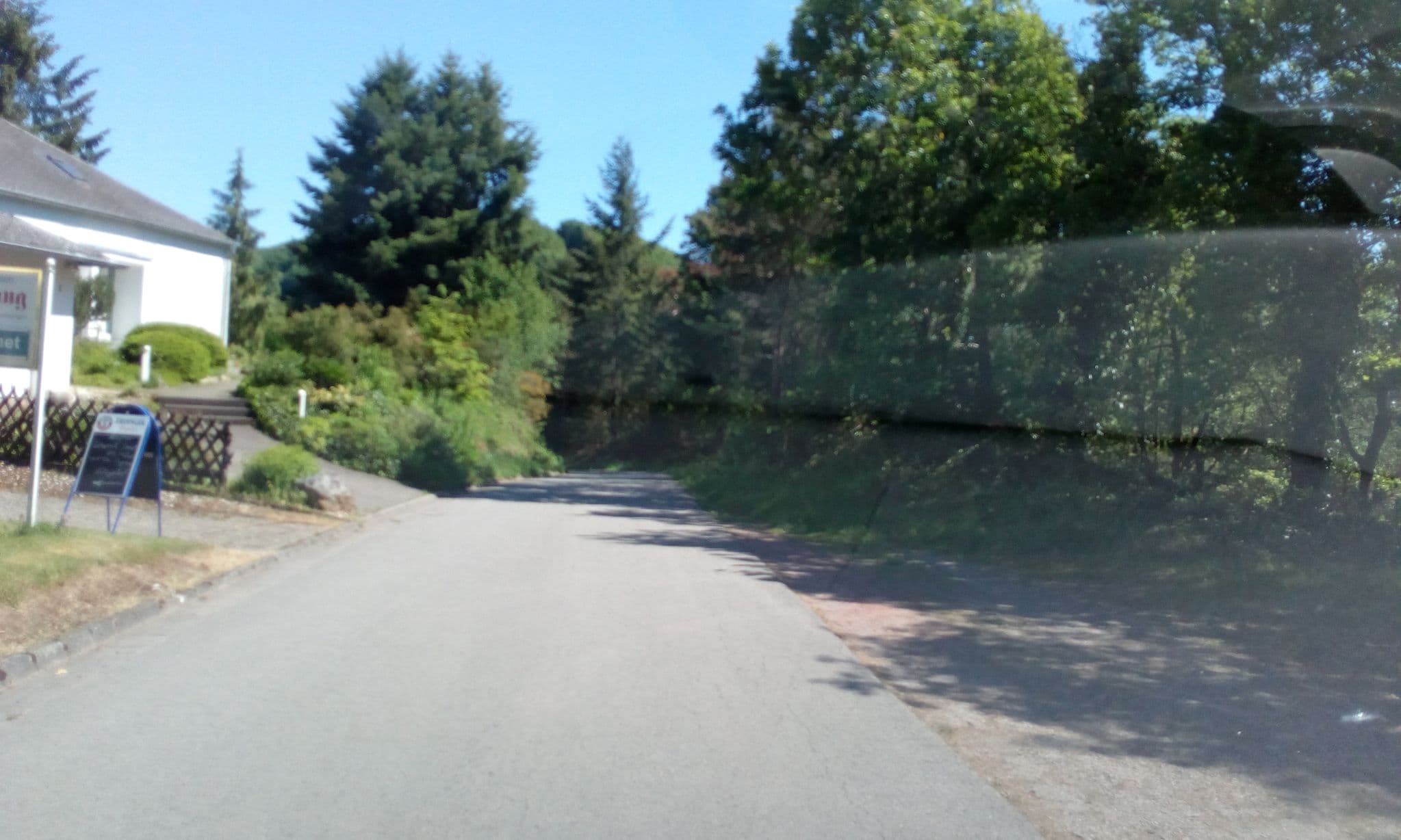 Street view near Pension-Restaurant Rauchfang, Trittenheim — © micmin1972 (CC BY-SA · Mapillary)