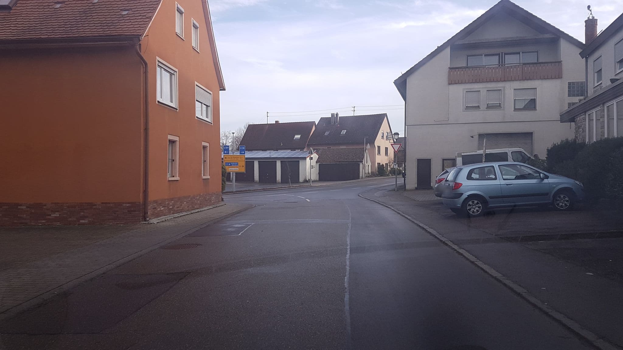 Street view near Schwarzer Adler, Wallhausen — © sp8962de (CC BY-SA · Mapillary)