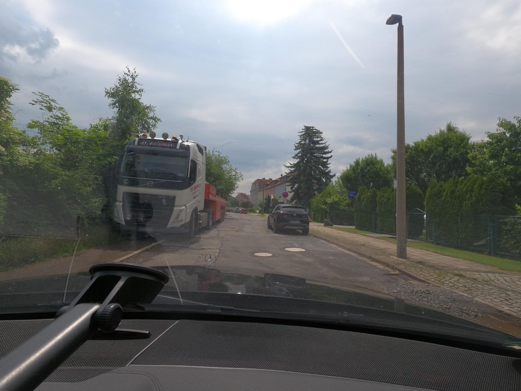 Street view near Ferienwohnung A. Huhn, Nordhausen — © saschahaberkorn (CC BY-SA · Mapillary)