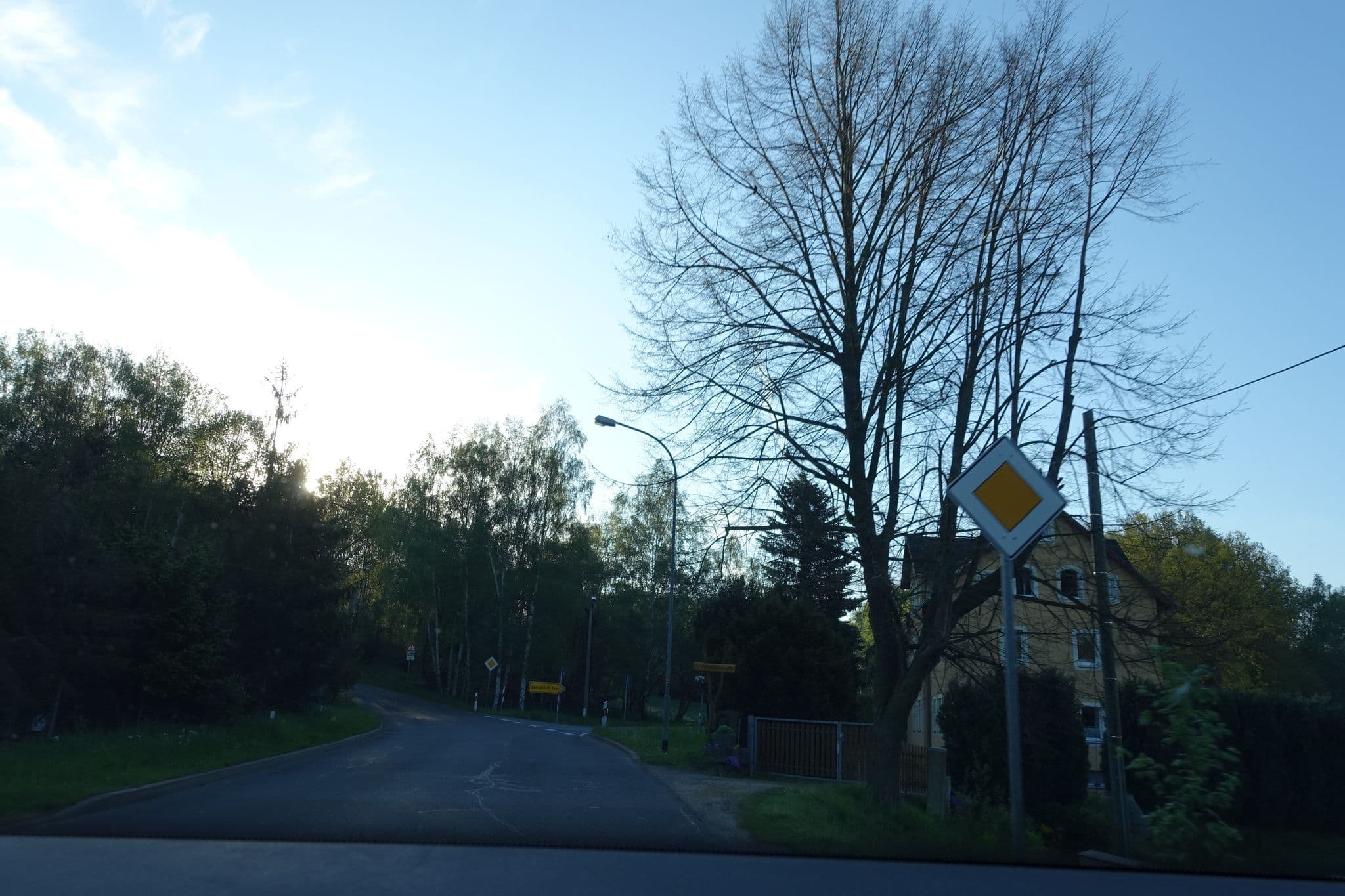Street view near Ferienwohnung Meutzner, Halsbrücke — © malenki (CC BY-SA · Mapillary)