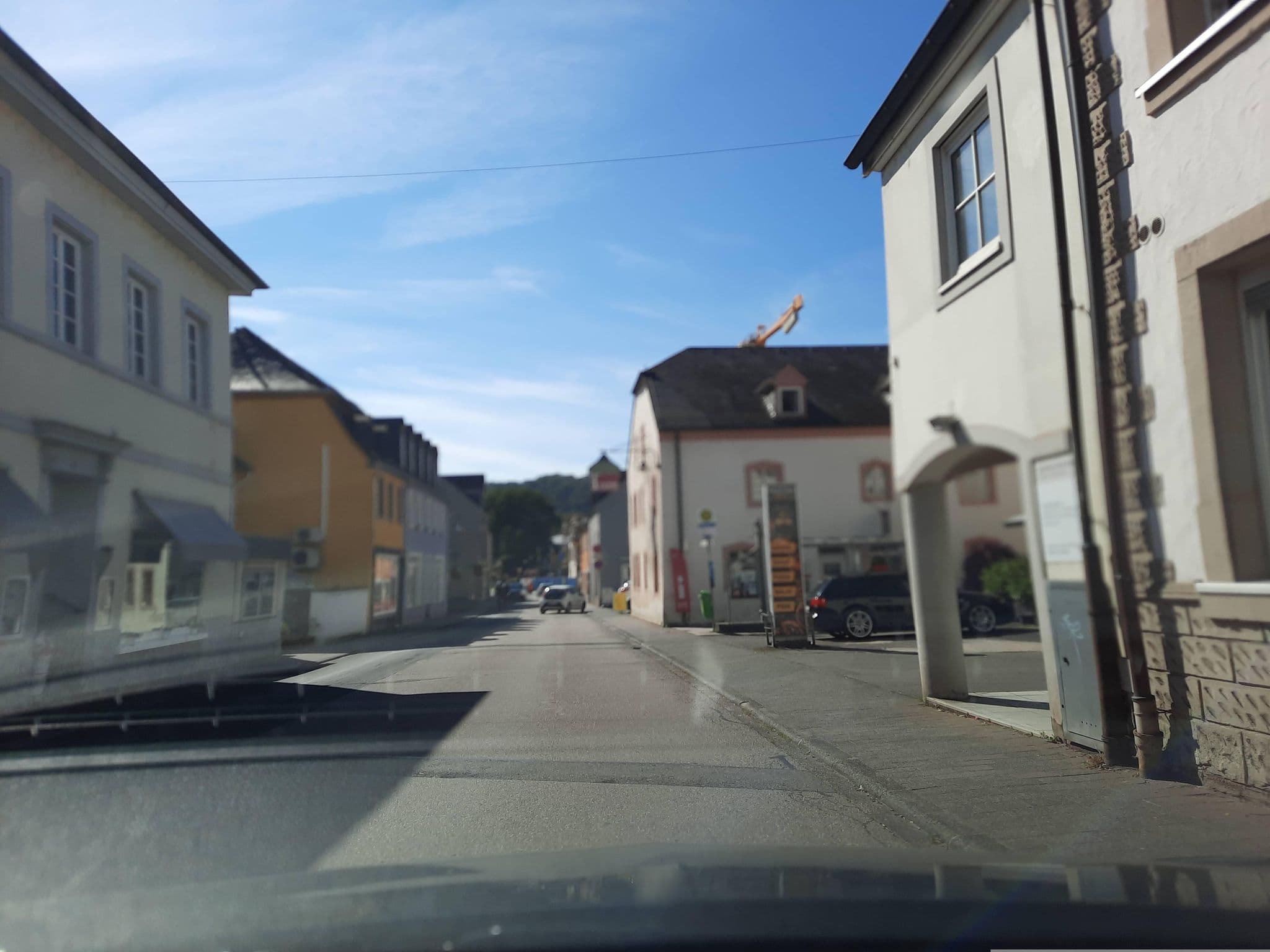 Street view near Weingut Thesen, Schweich — © Lowiekse (CC BY-SA · Mapillary)